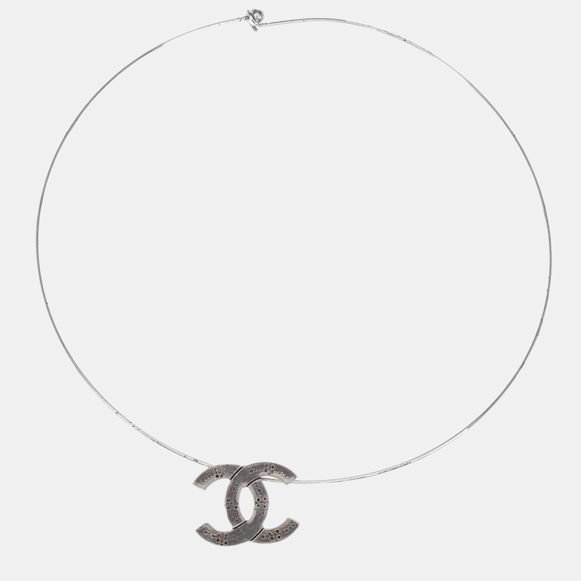 

Chanel CC Necklace Pendant Silver