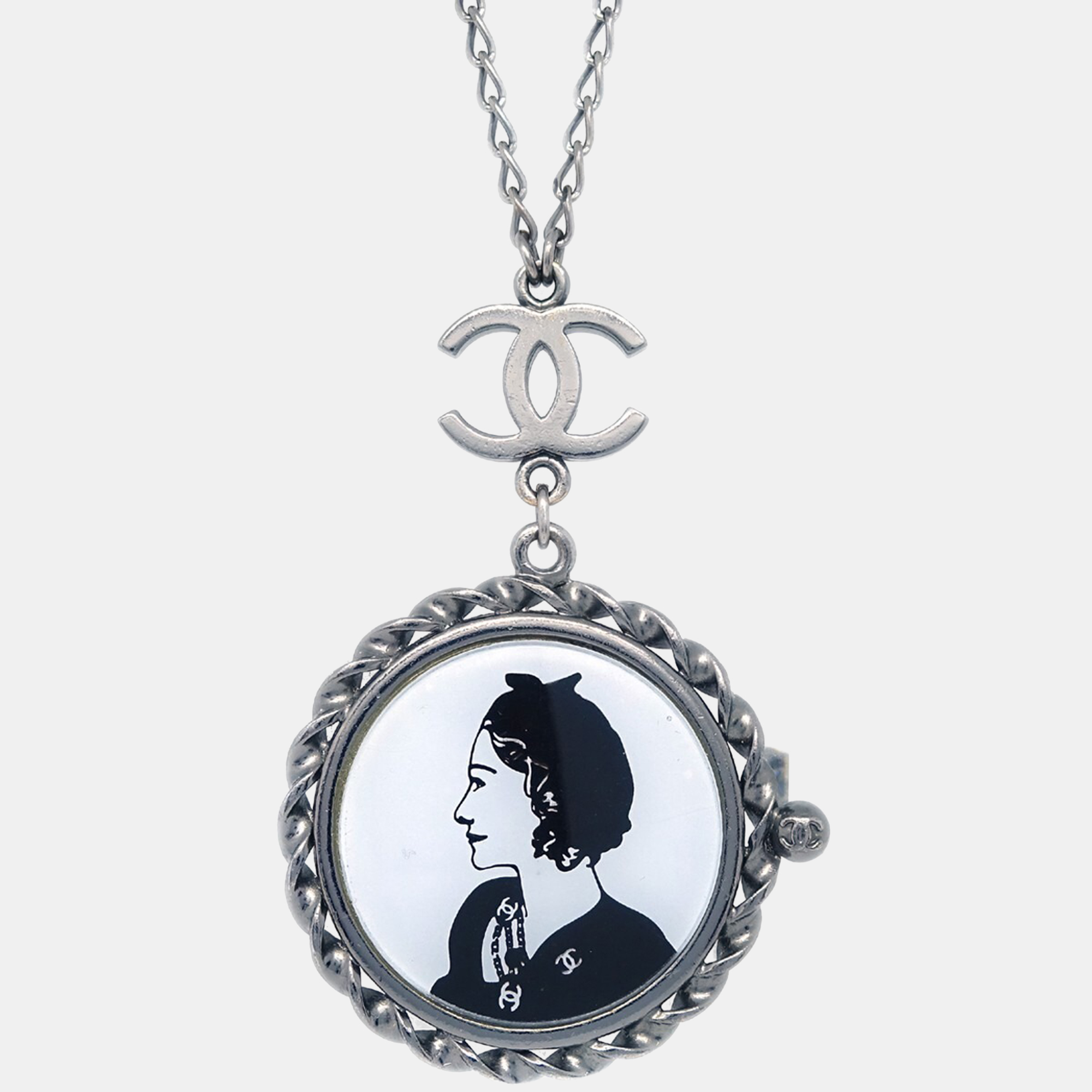 

Chanel Mademoiselle Chain Pendant Necklace Silver