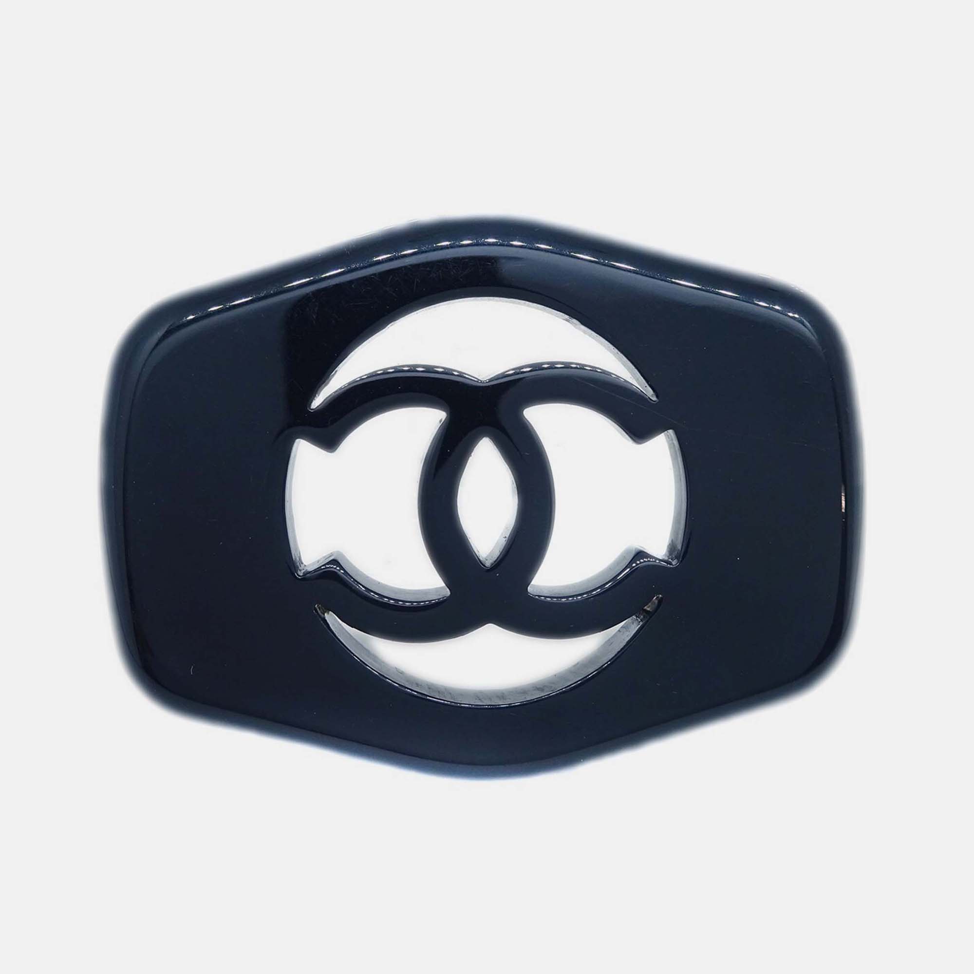 

Chanel Brooch Pin Black