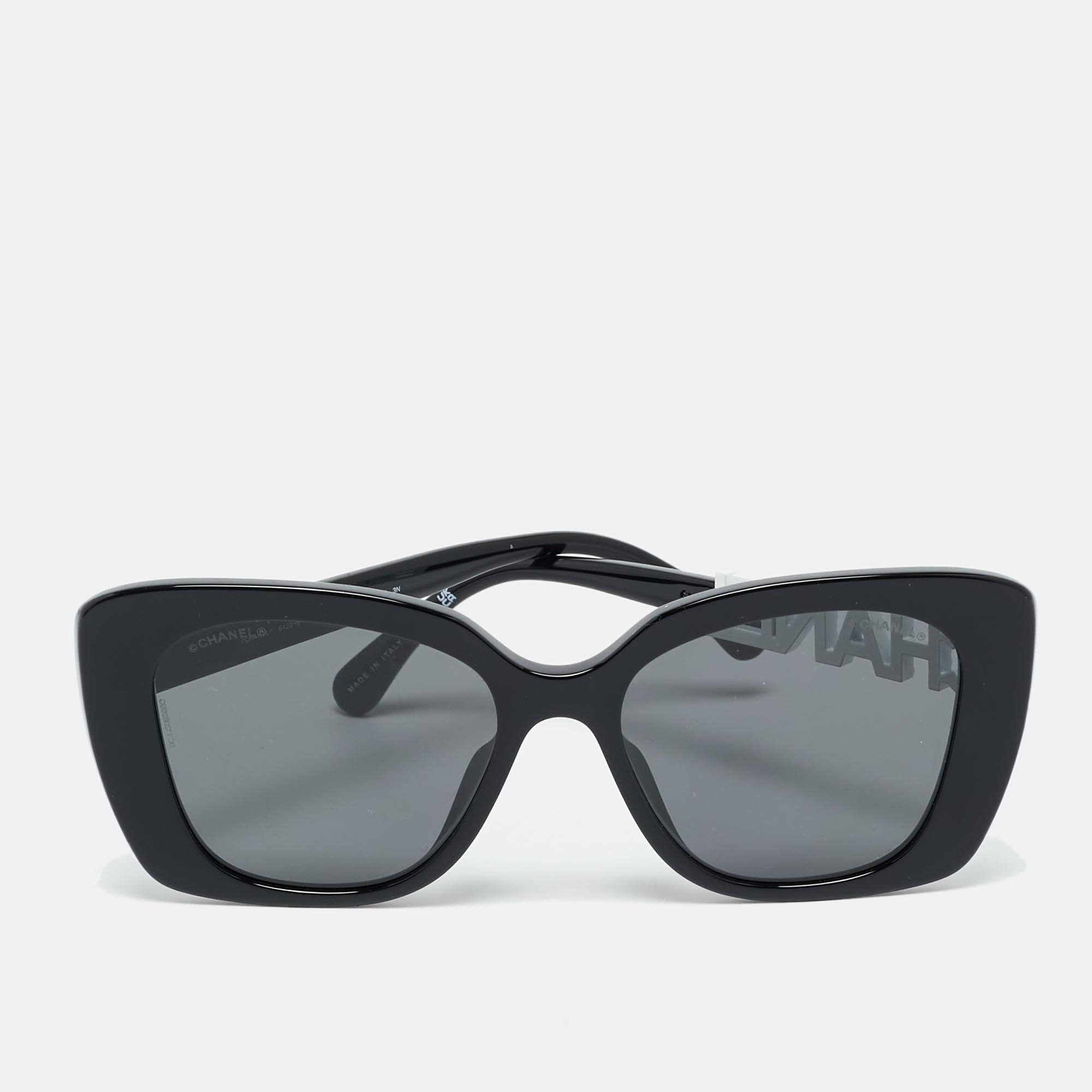 Pre-owned Chanel Black 5422 B A Logo Crystals Square Sunglasses