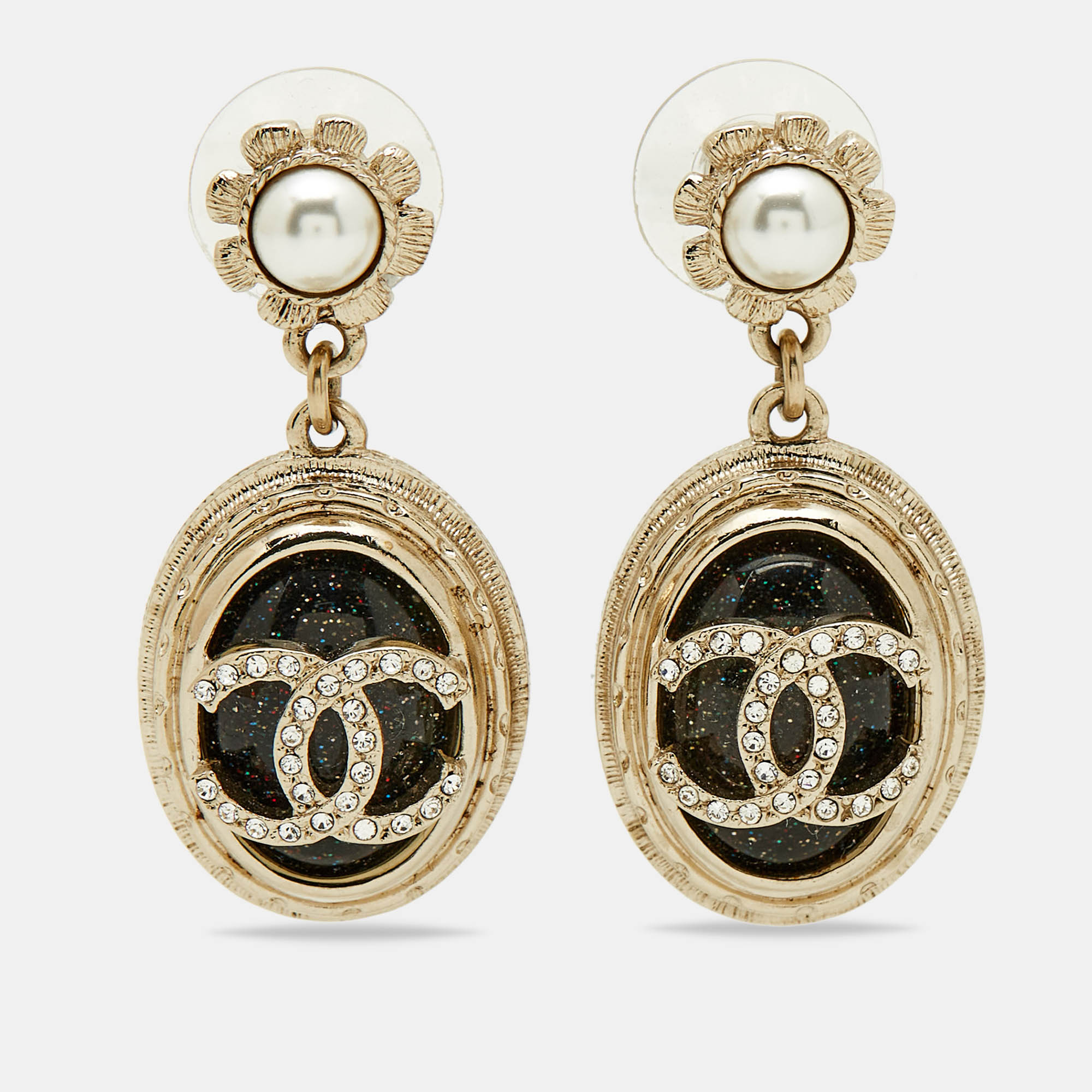 

Chanel CC Resin Crystals Gold Tone Earrings