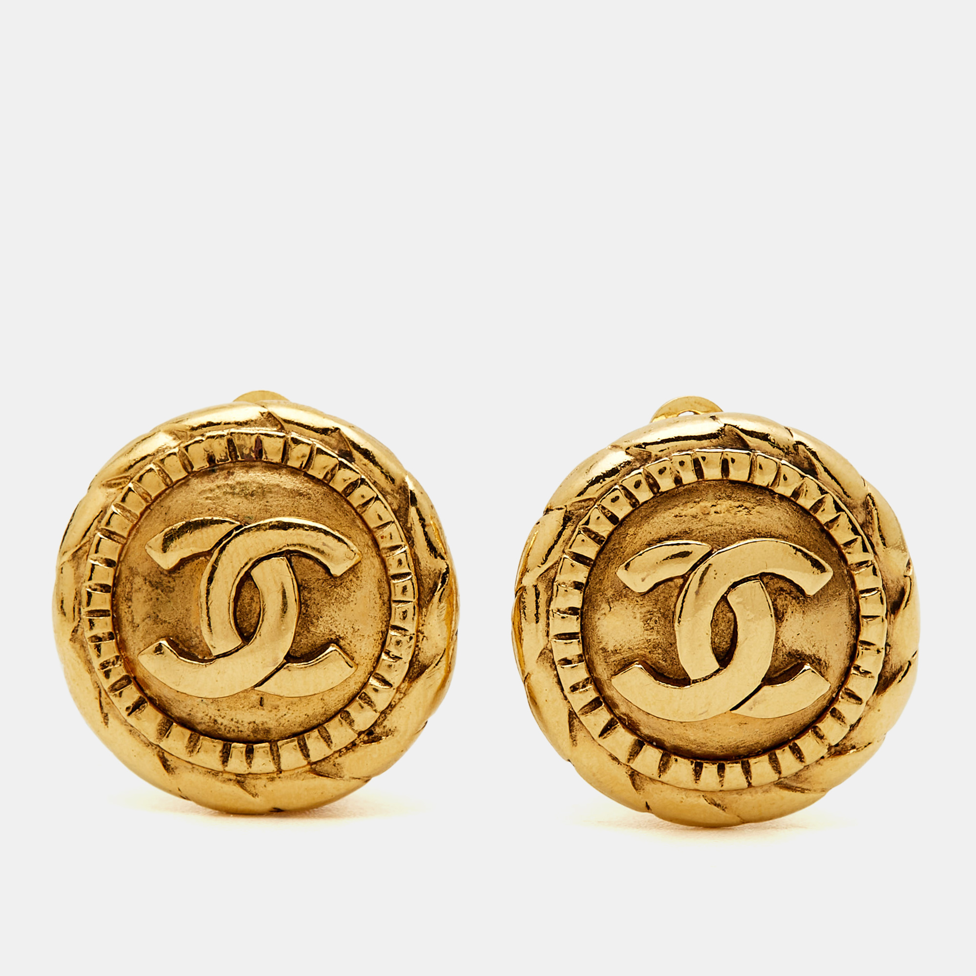 

Chanel CC Gold Tone Earrings