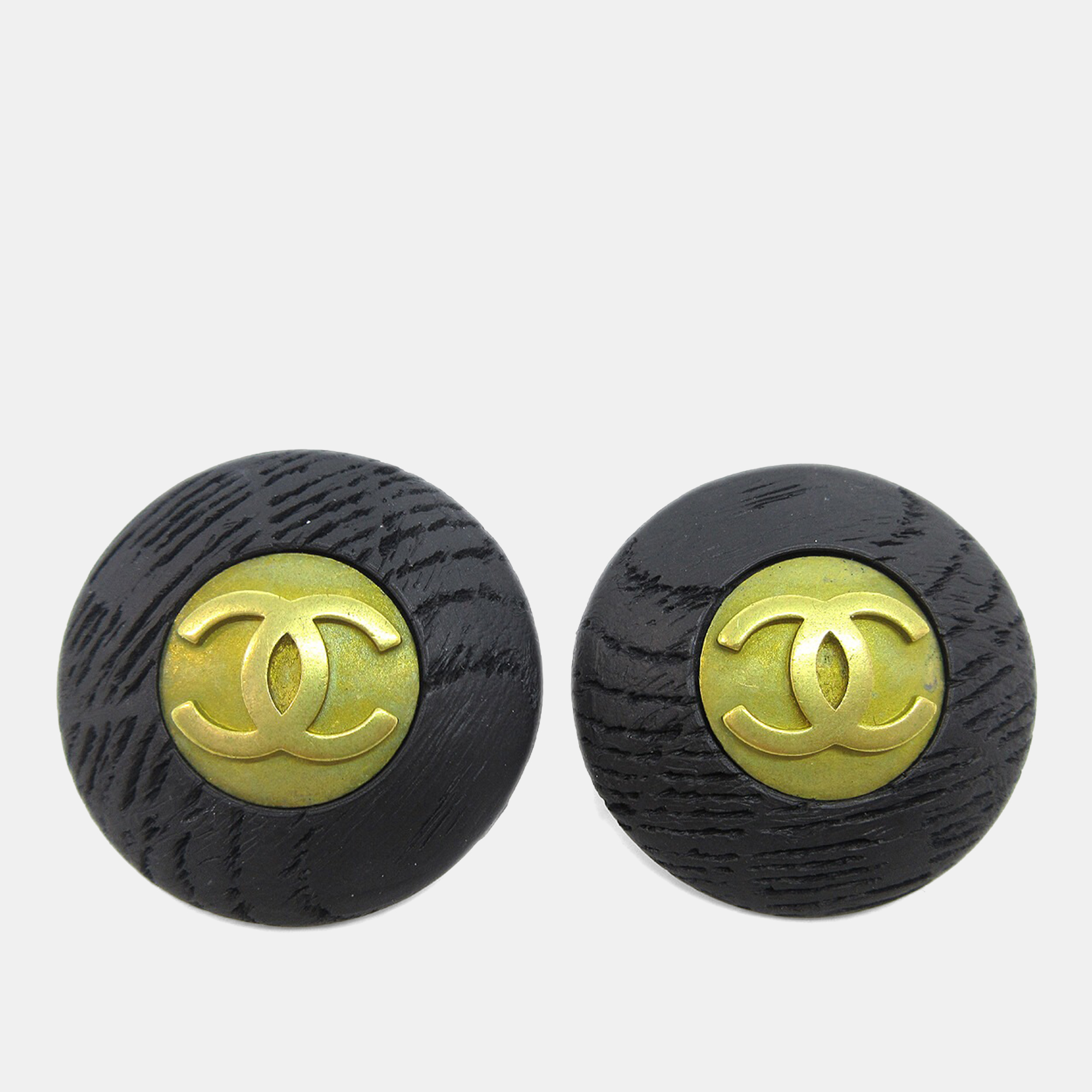 

Chanel Button Earrings Clip-On Gold Black