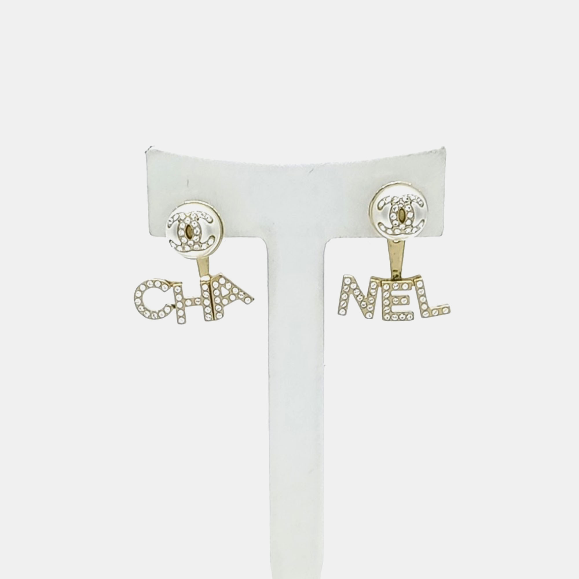 

Chanel Gold Tone Earrings
