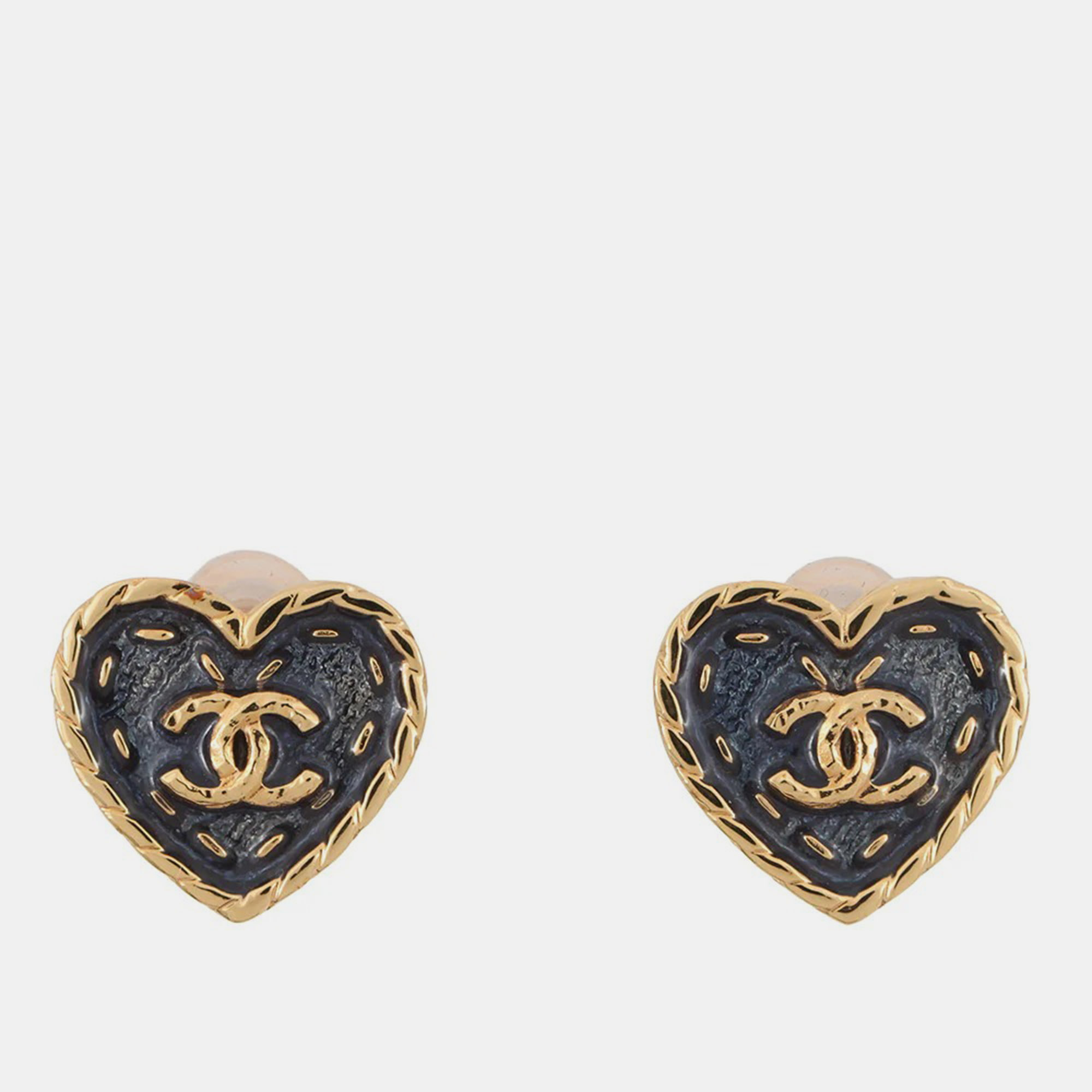 Pre-owned Chanel Cc Logo Denim Heart Motif Earrings Navy Gold Plated Resin