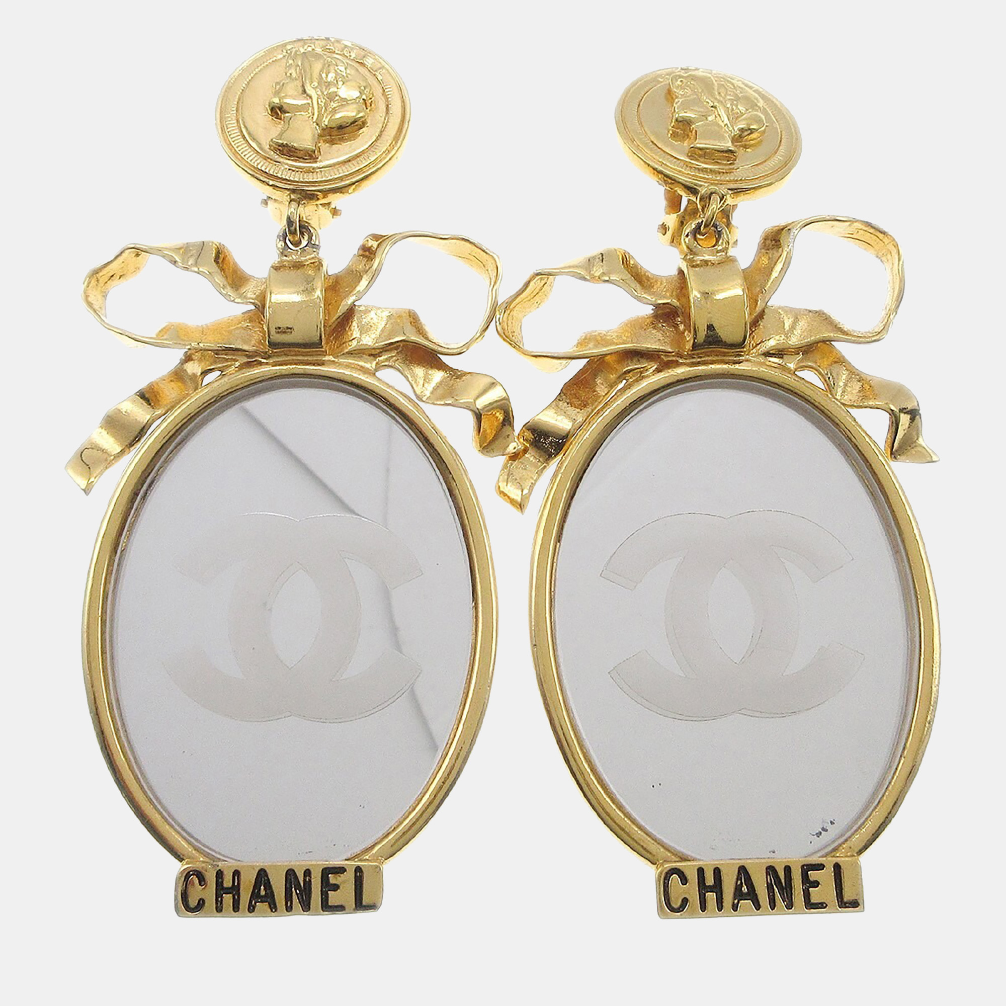 

Chanel Mirror Earrings Clip-On Gold