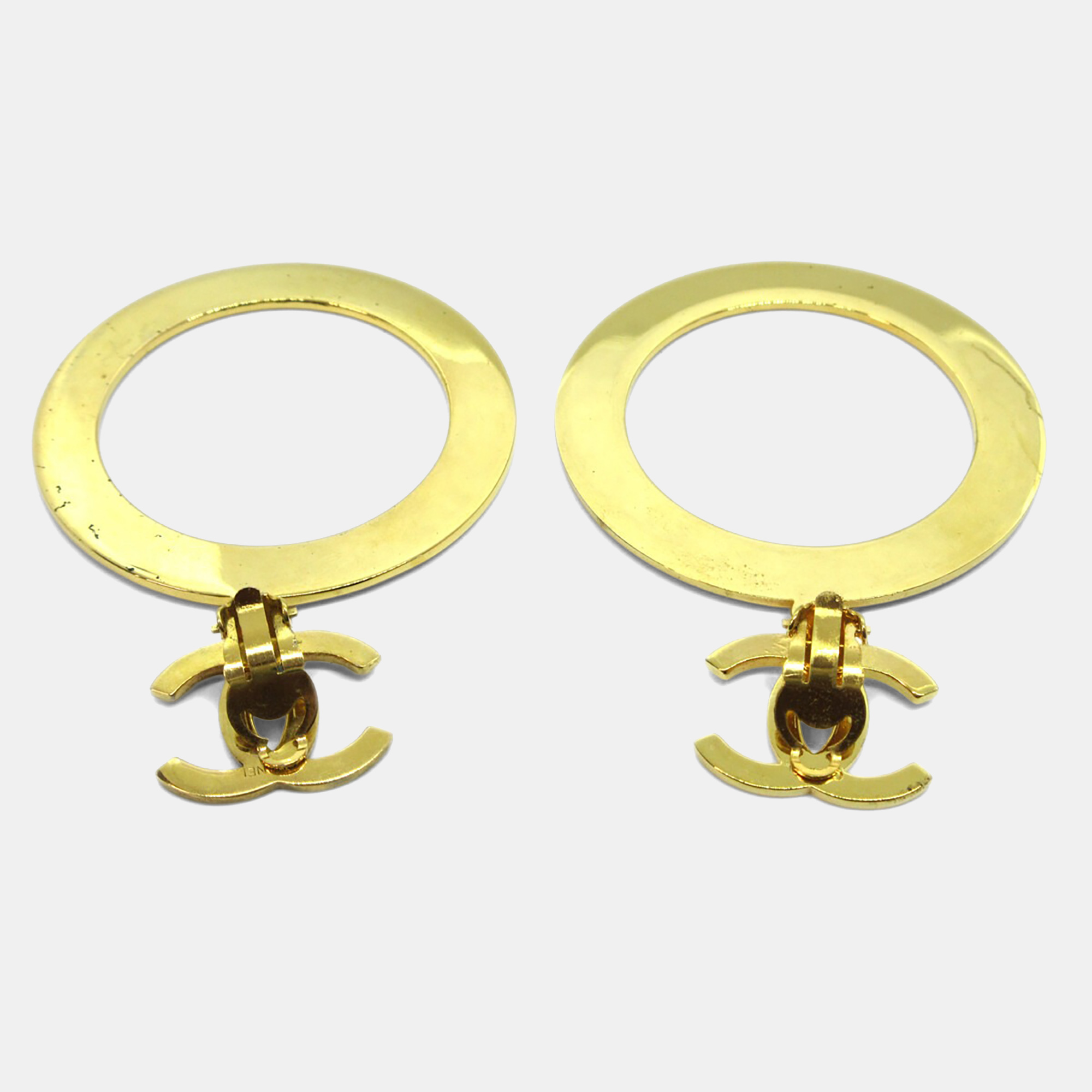 

Chanel Hoop Dangle Earrings Clip-On Gold