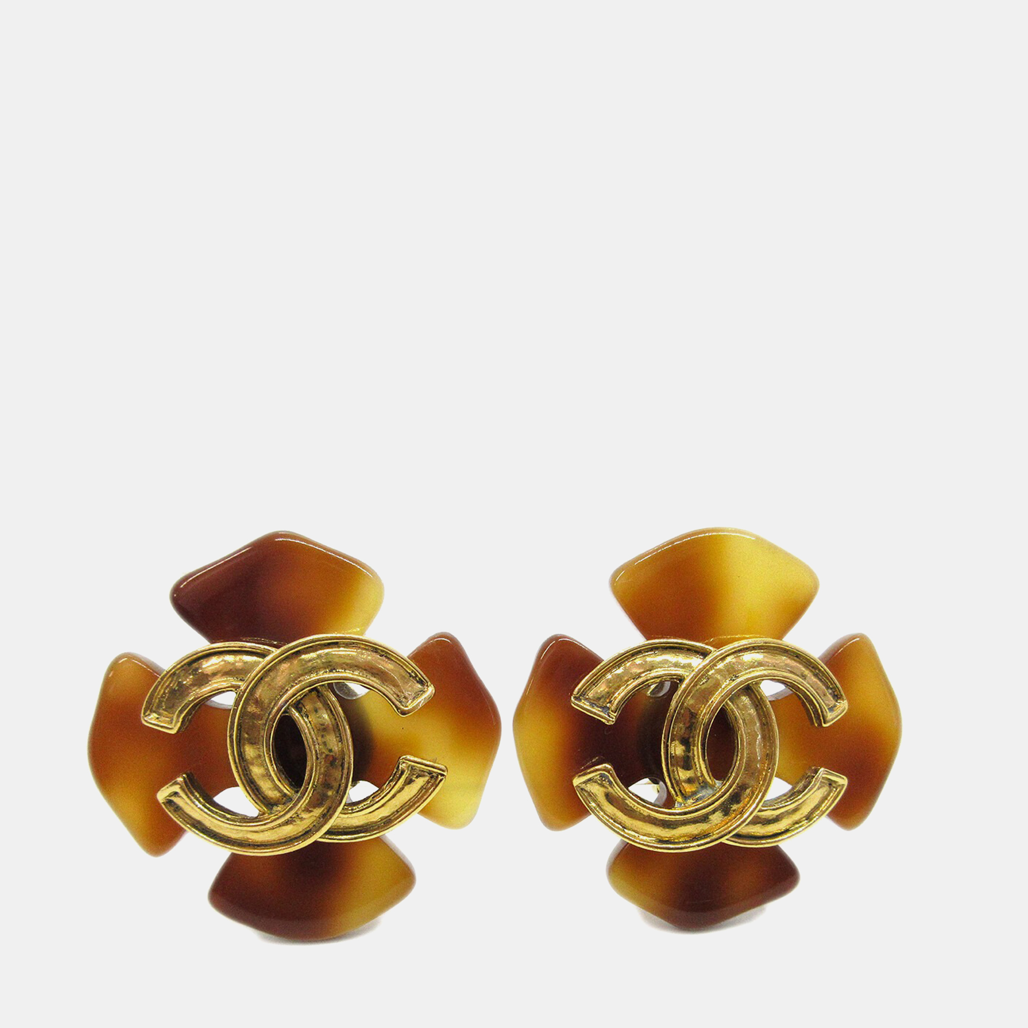 Pre-owned Chanel Acrylic Earrings Clip-on Brown