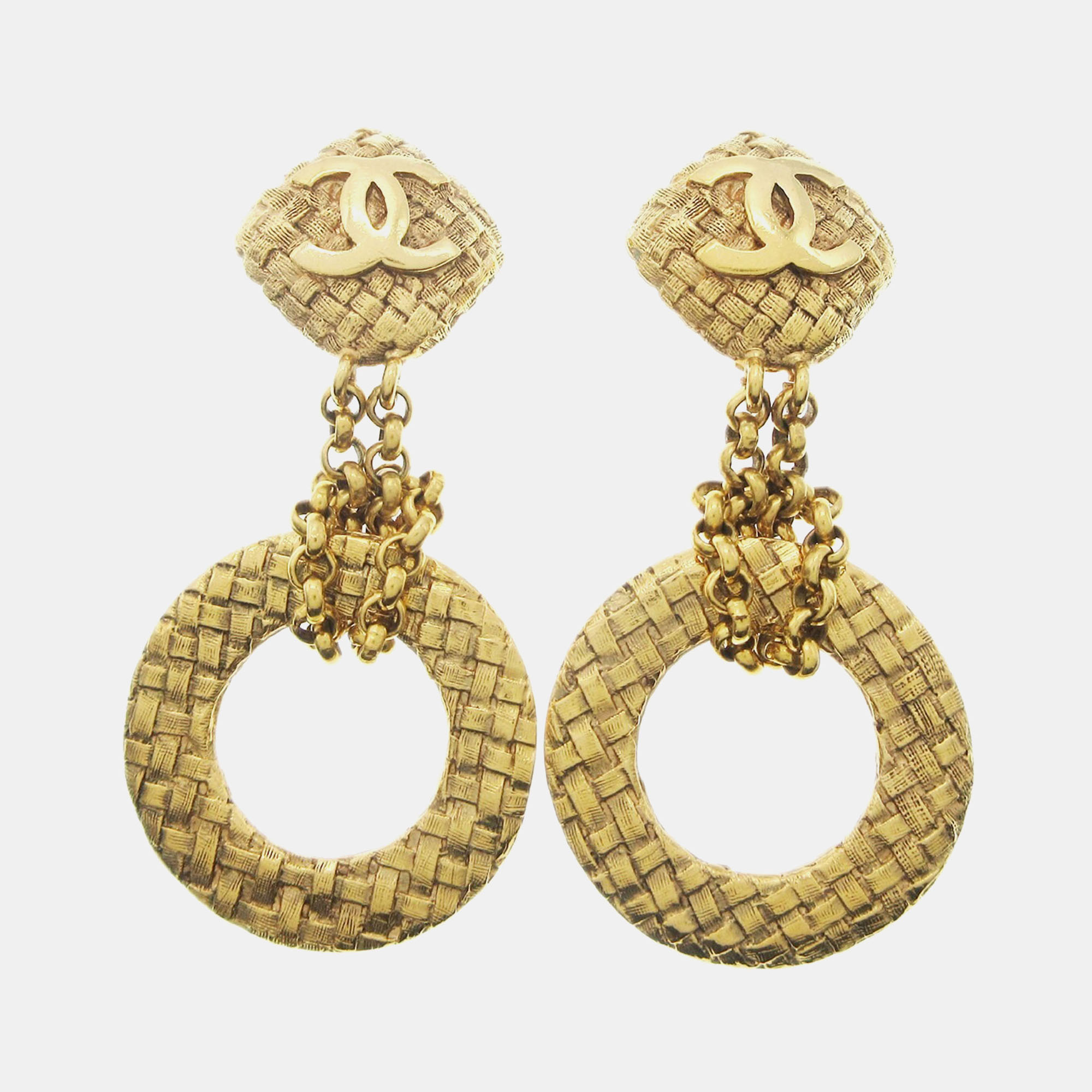 

Chanel Dangle Hoop Earrings Clip-On Gold