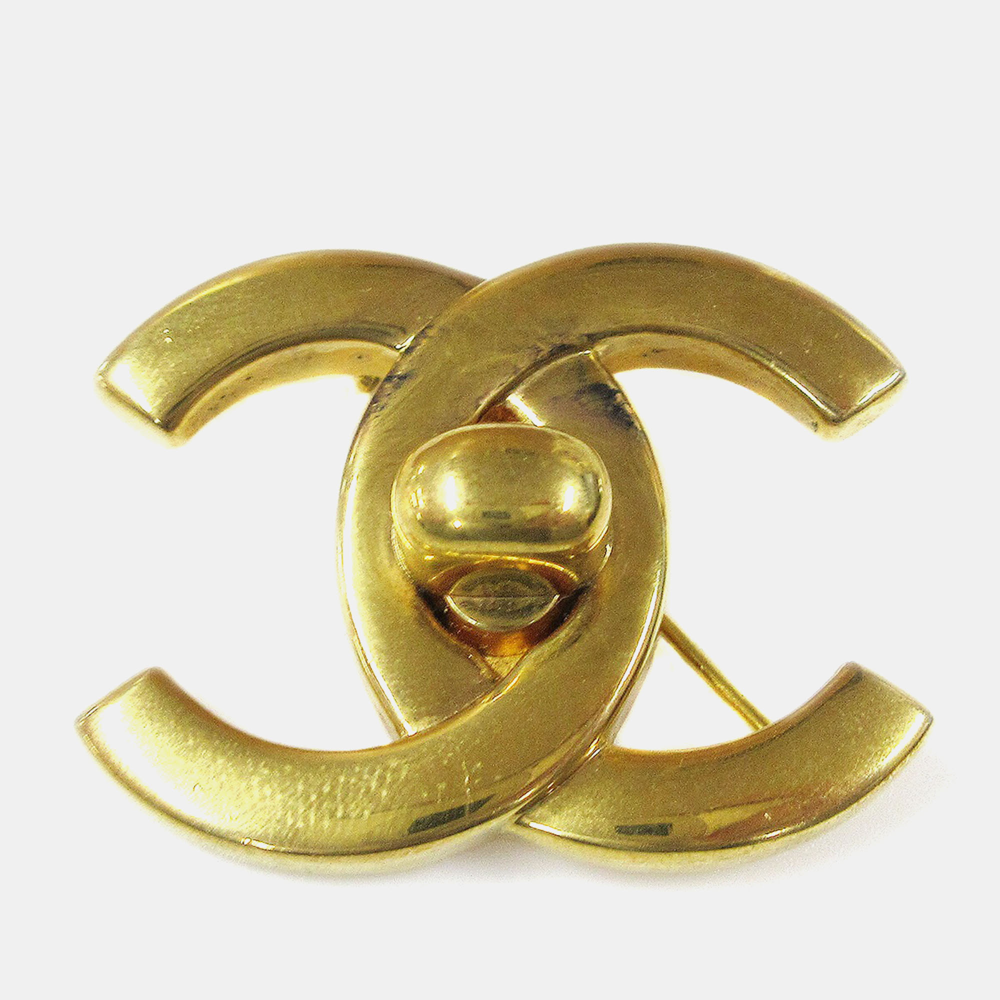 

Chanel Turnlock Brooch Pin Gold Large