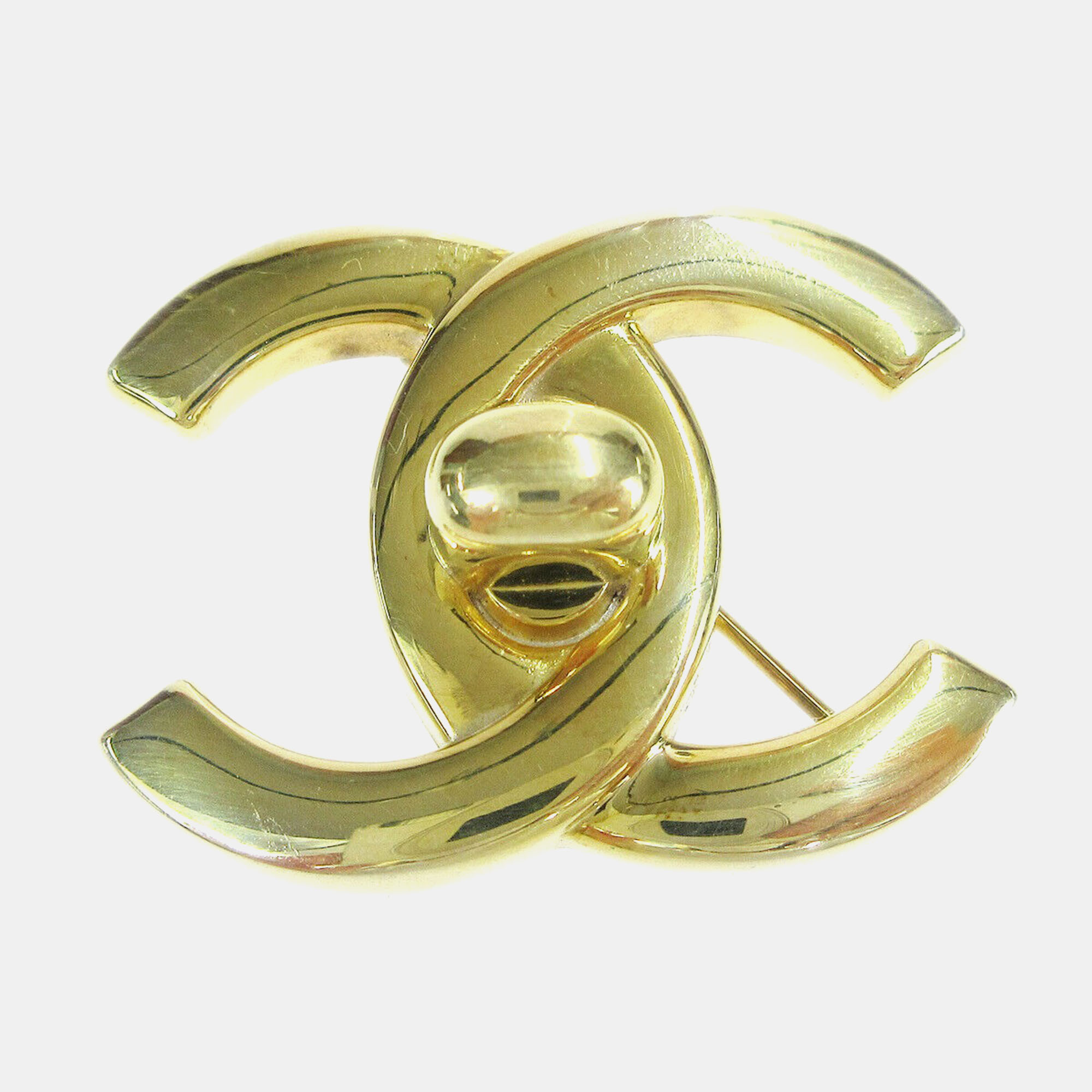 

Chanel Turnlock Brooch Pin Gold Large