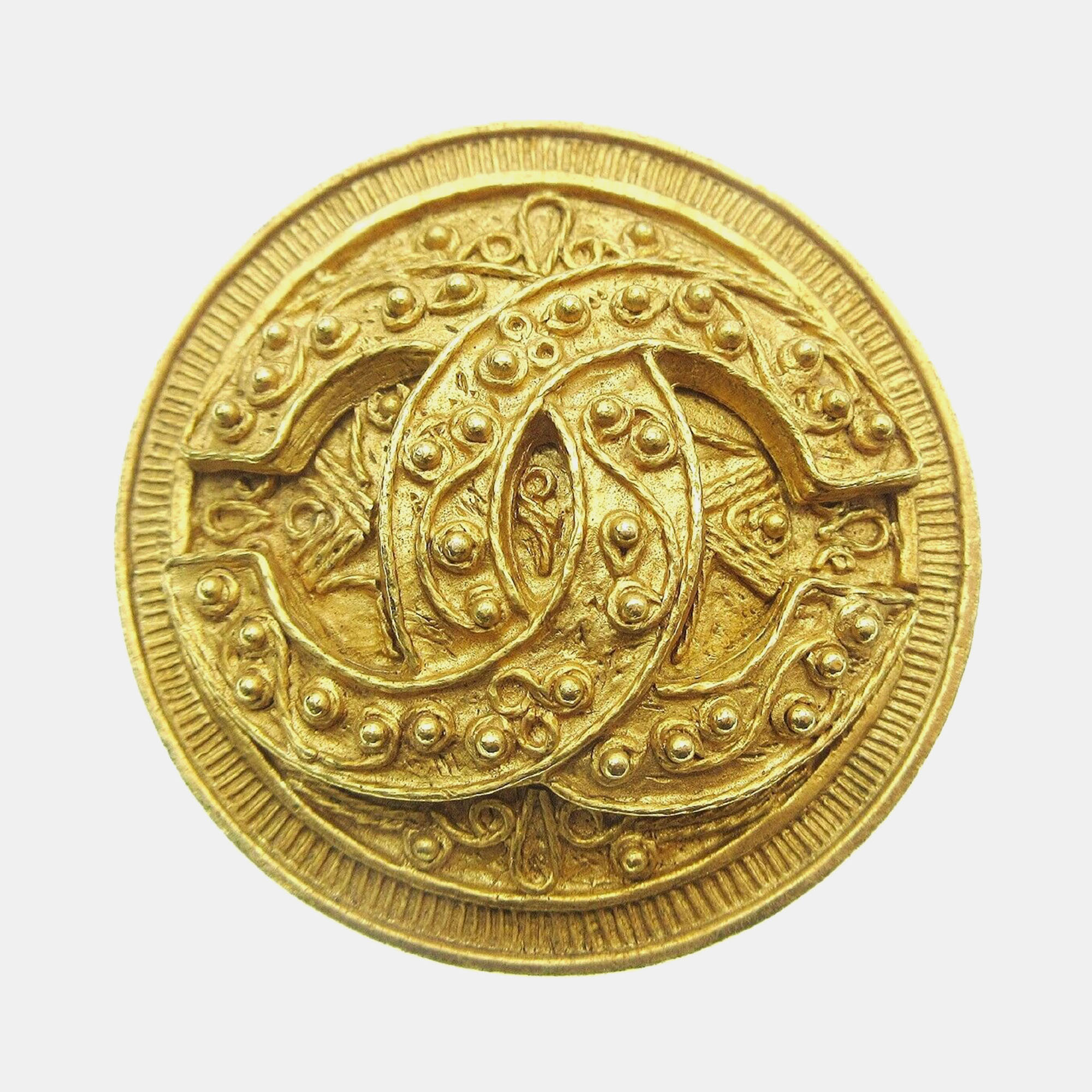 

Chanel Medallion Brooch Pin Gold