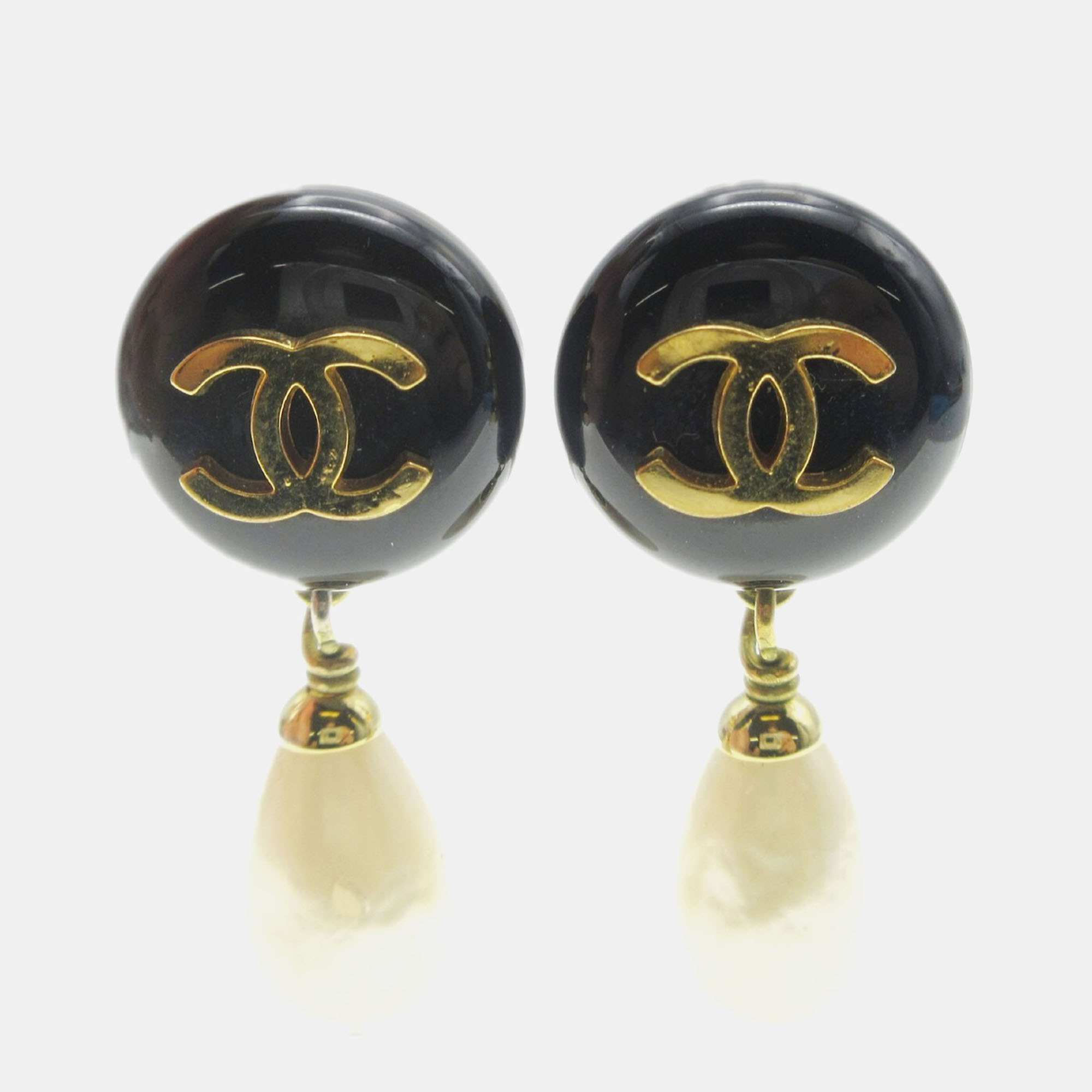 

Chanel Artificial Pearl Dangle Earrings Clip-On Black