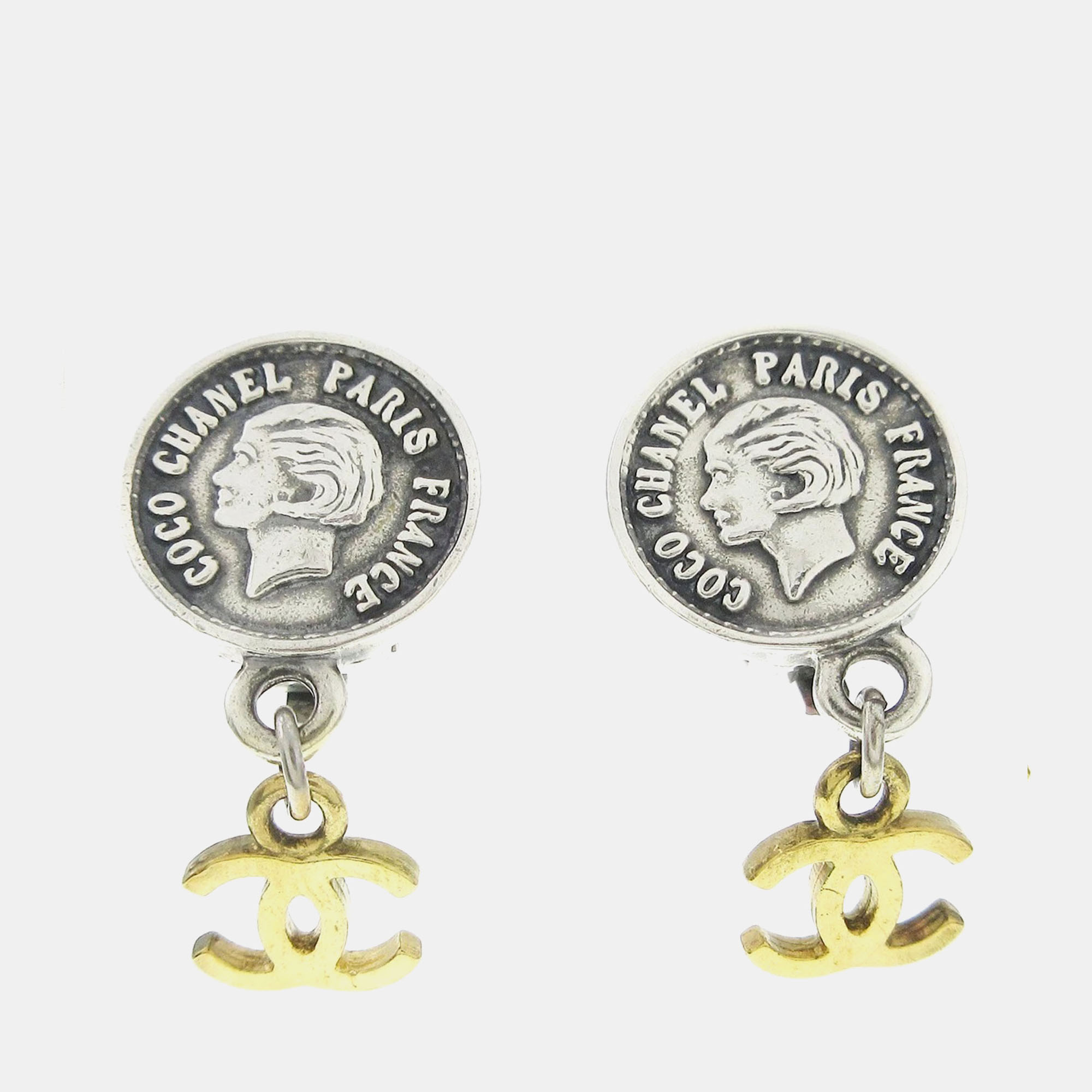 

Chanel Medallion Dangle Earrings Gold Silver Clip-On
