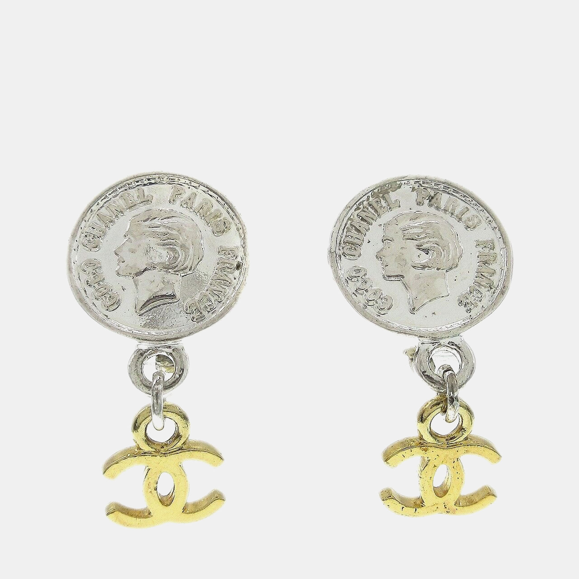 

Chanel Medallion Dangle Earrings Gold Silver Clip-On