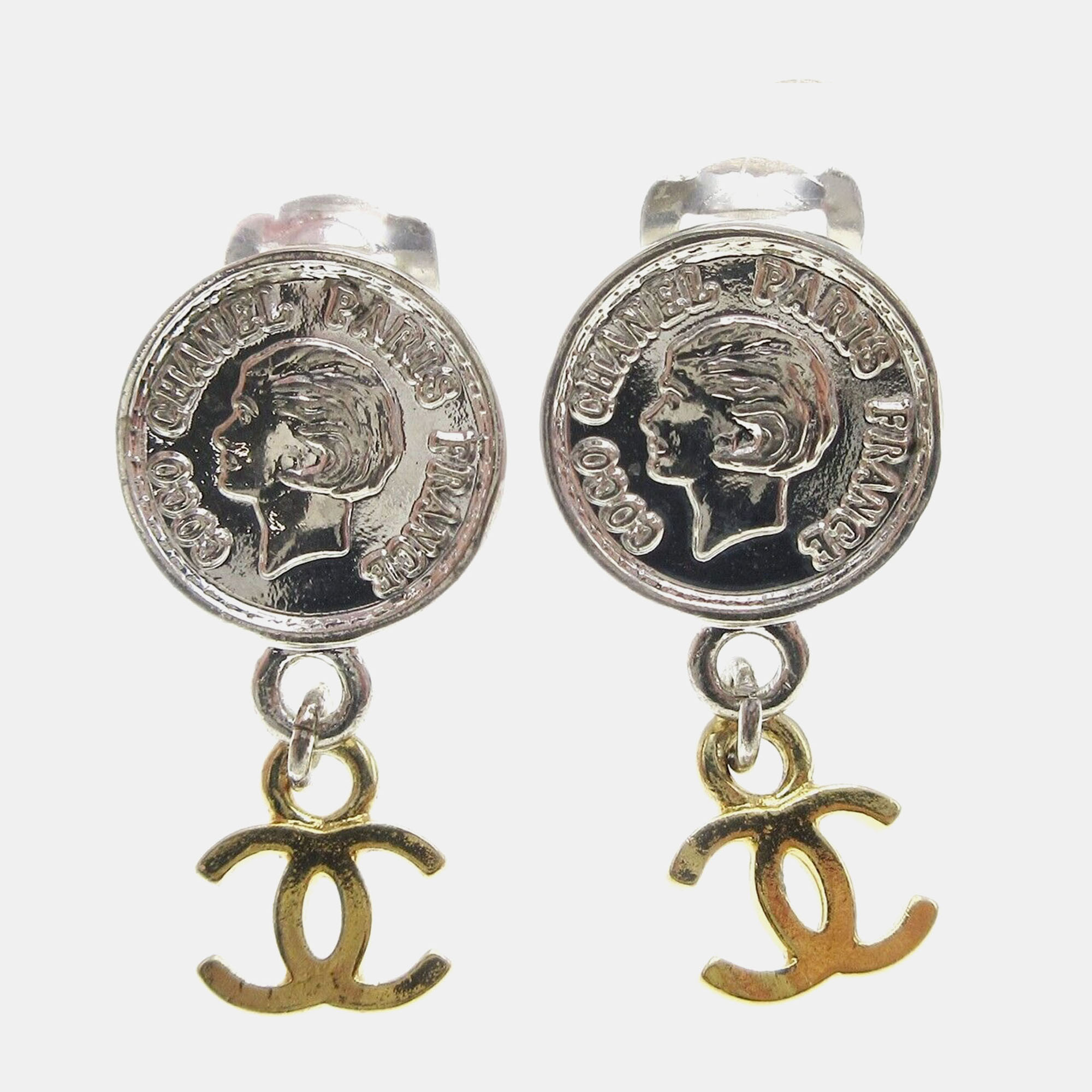 

Chanel Medallion Dangle Earrings Gold Silver Clip-On