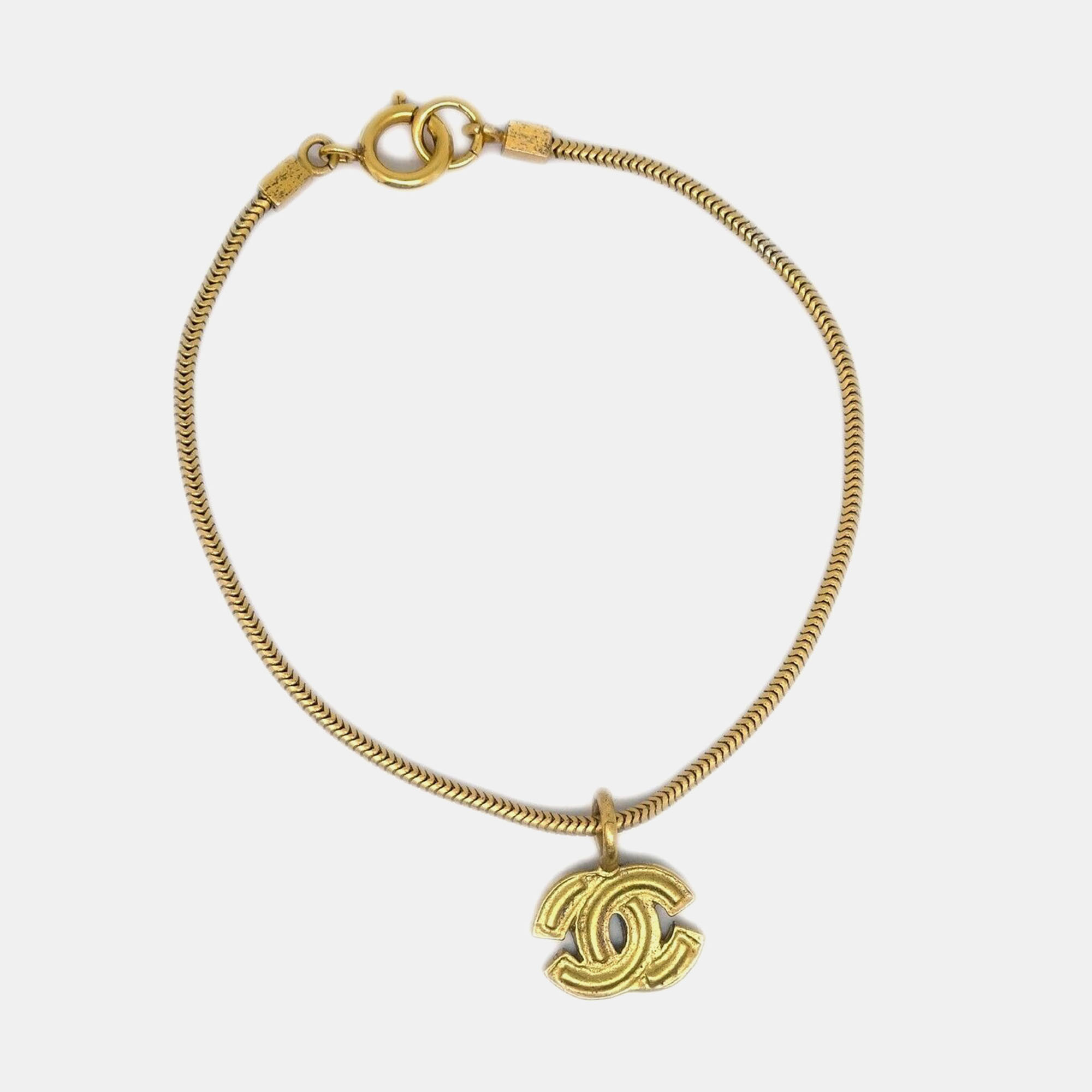 Pre-owned Chanel Bracelet Gold