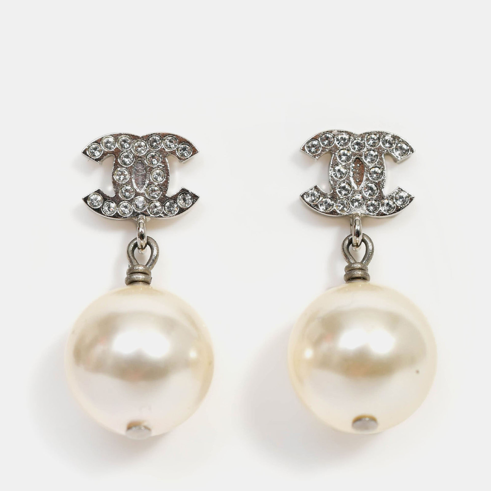 

Chanel 2022 Silver Tone CC Pearl Earrings