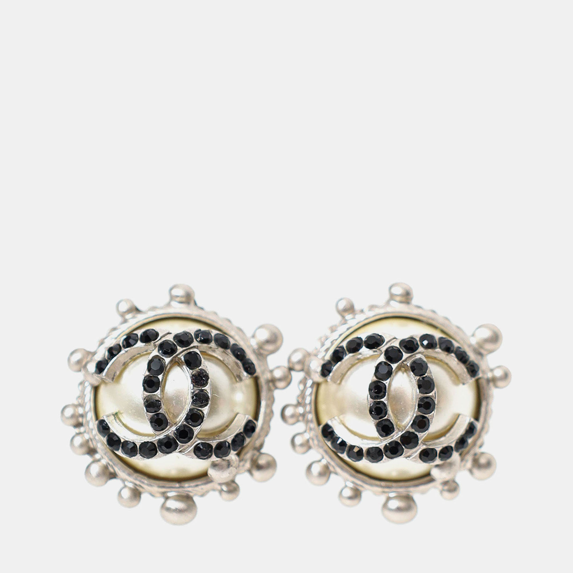 

Chanel Silver Tone Faux Pearl CC Crystal Embellished Earrings