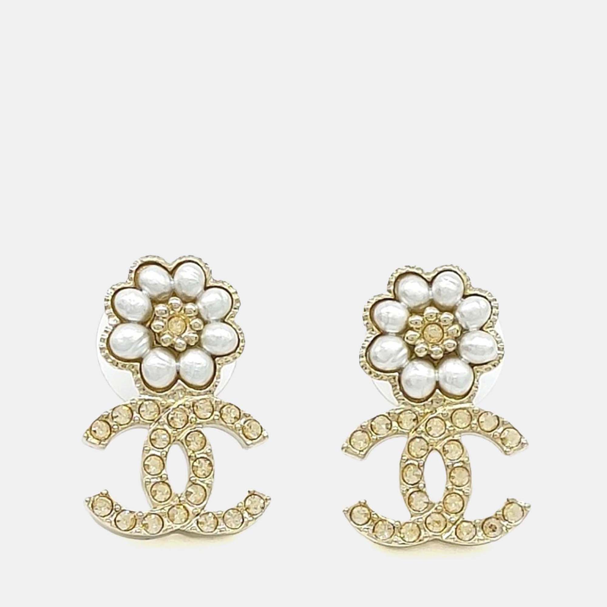 

Chanel Gold Plated Earrings