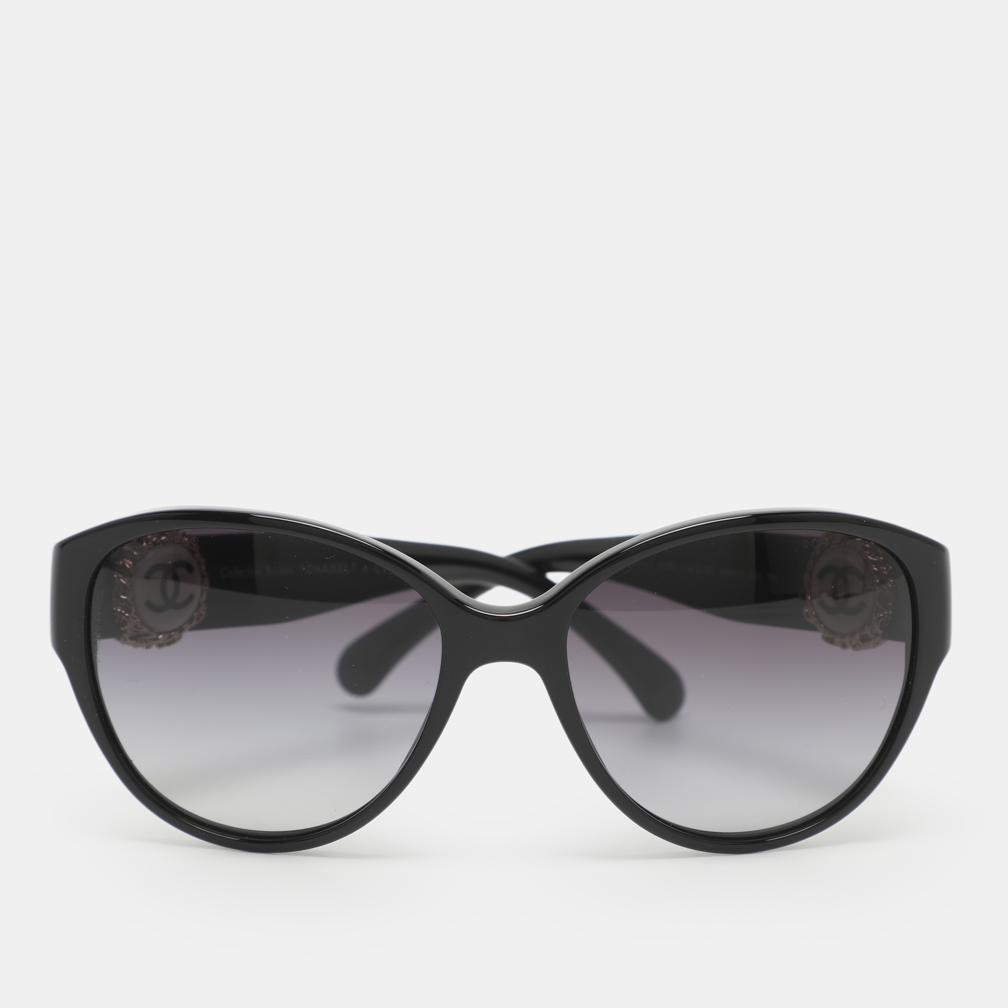 

Chanel Black Acetate 5192 Bouton Collection Gradient Sunglasses