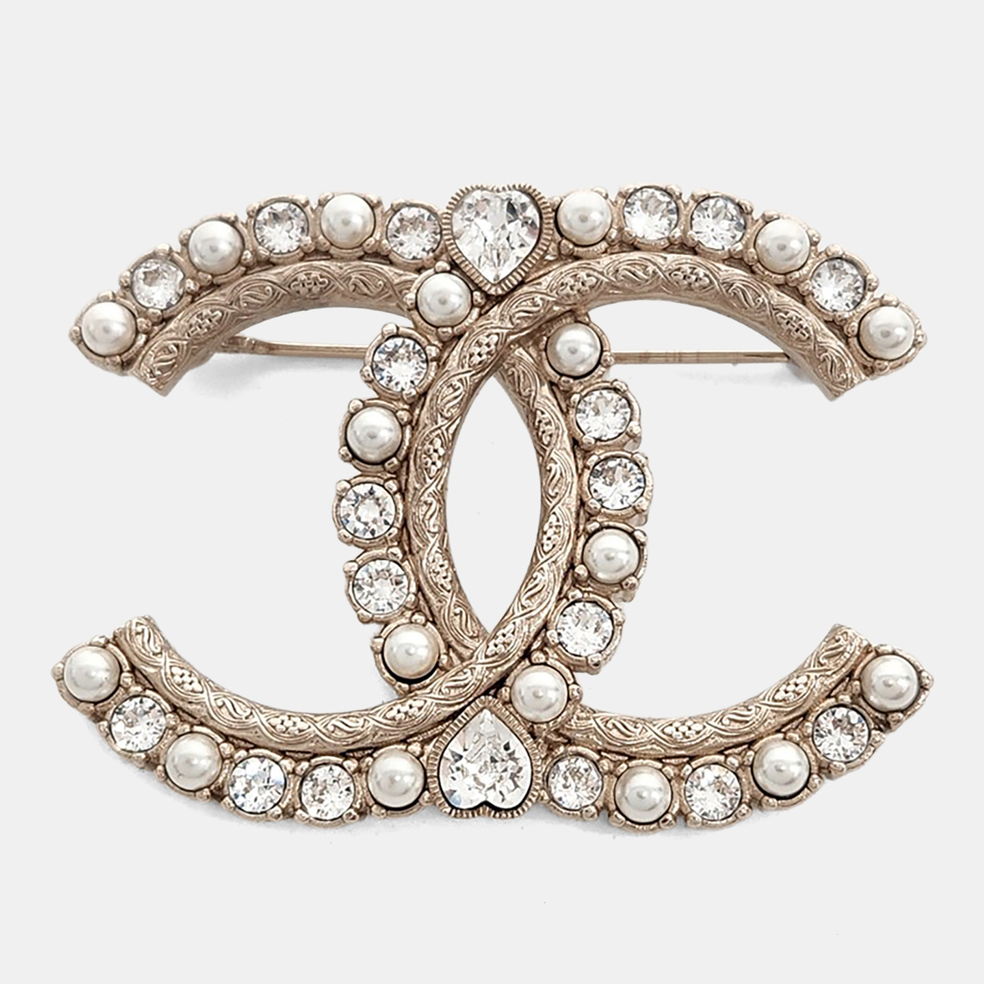 

Chanel Logo Gold Tone Brooch