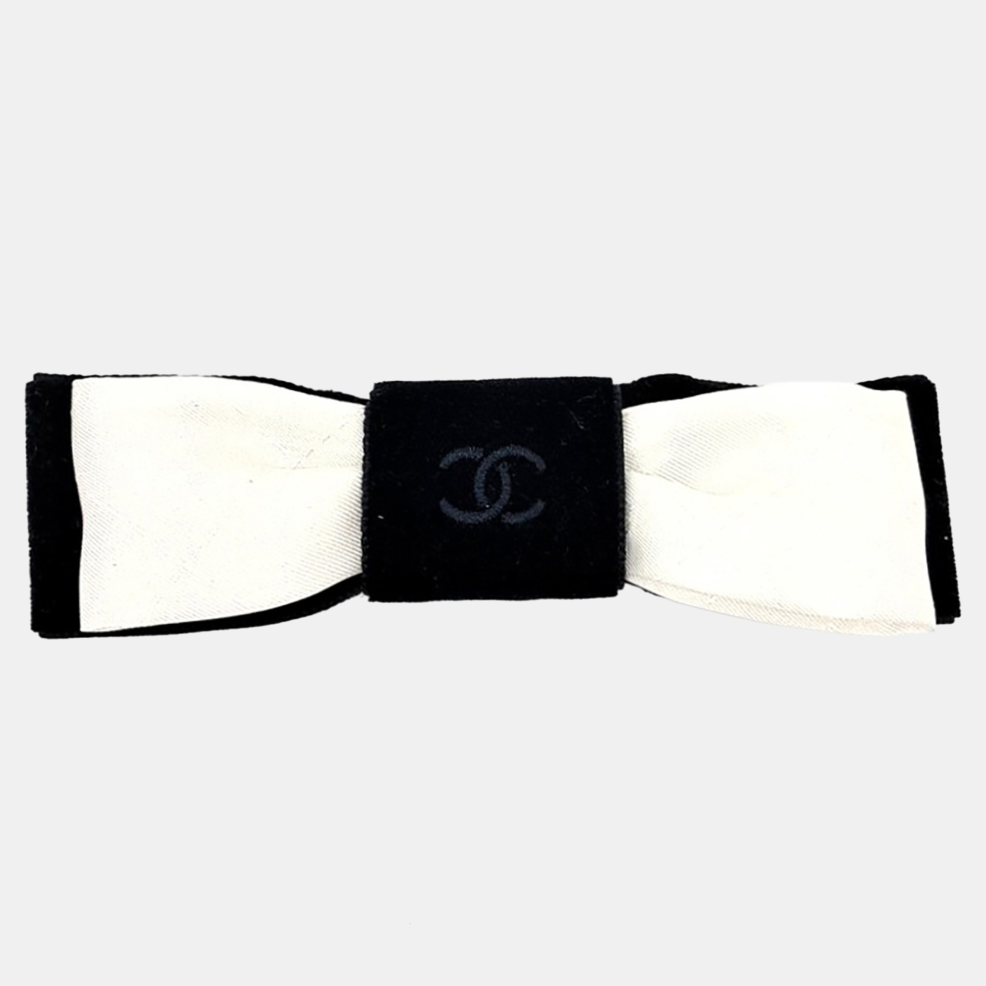 

Chanel Ribbon Black White Hairpin