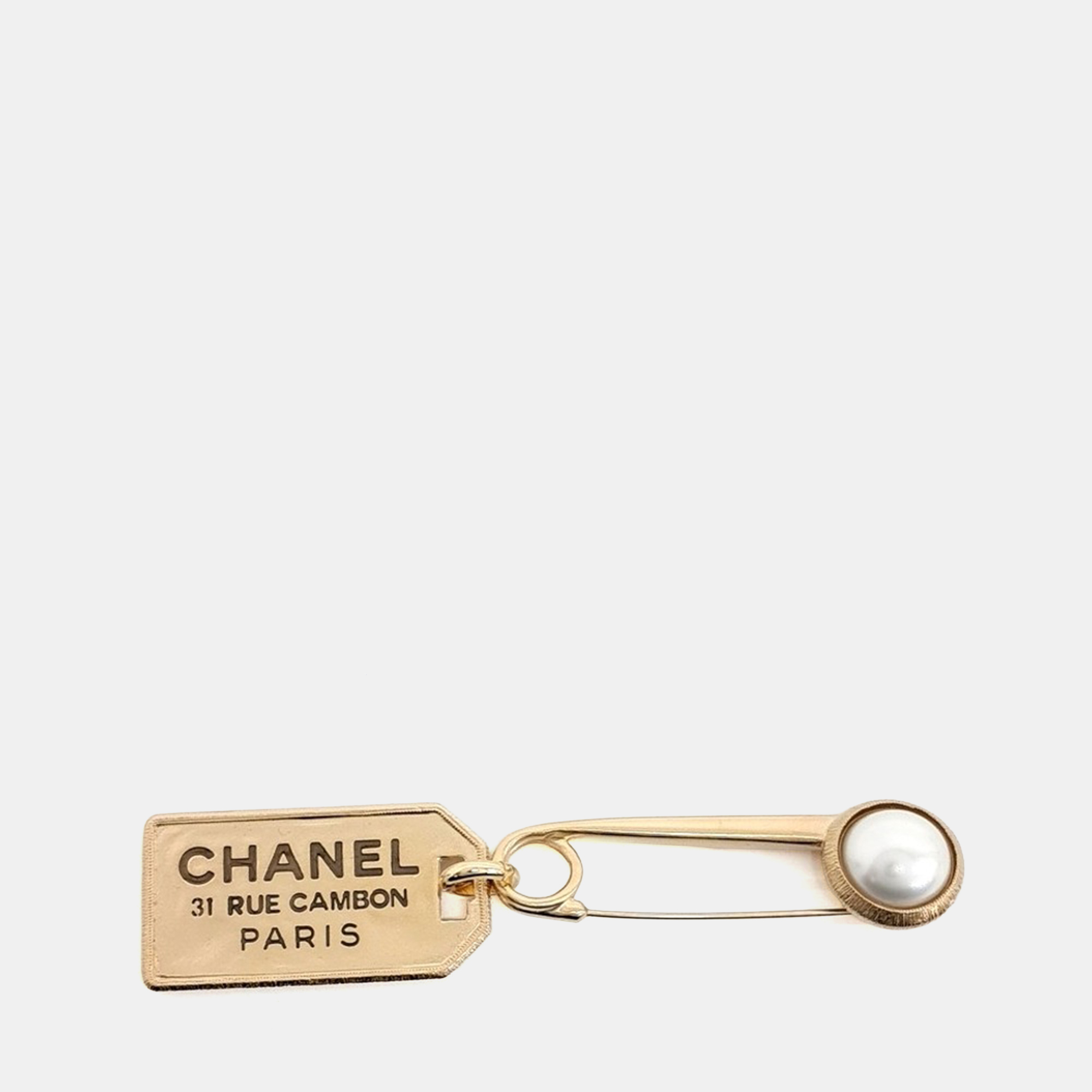 

Chanel Gold Brooch