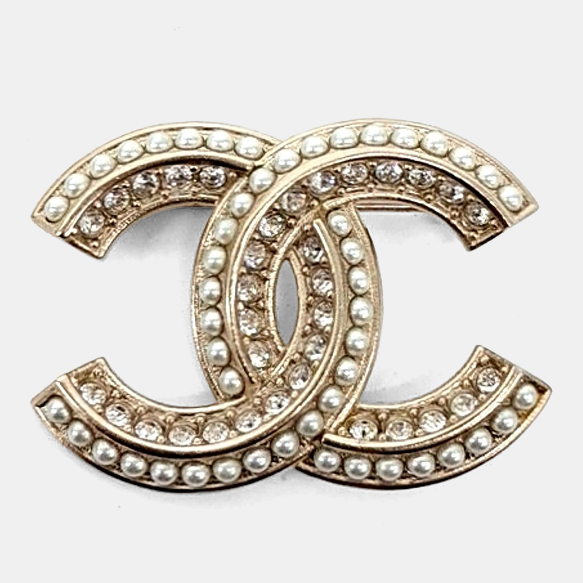 

Chanel CC Logo Crystals Pearl Gold Brooch