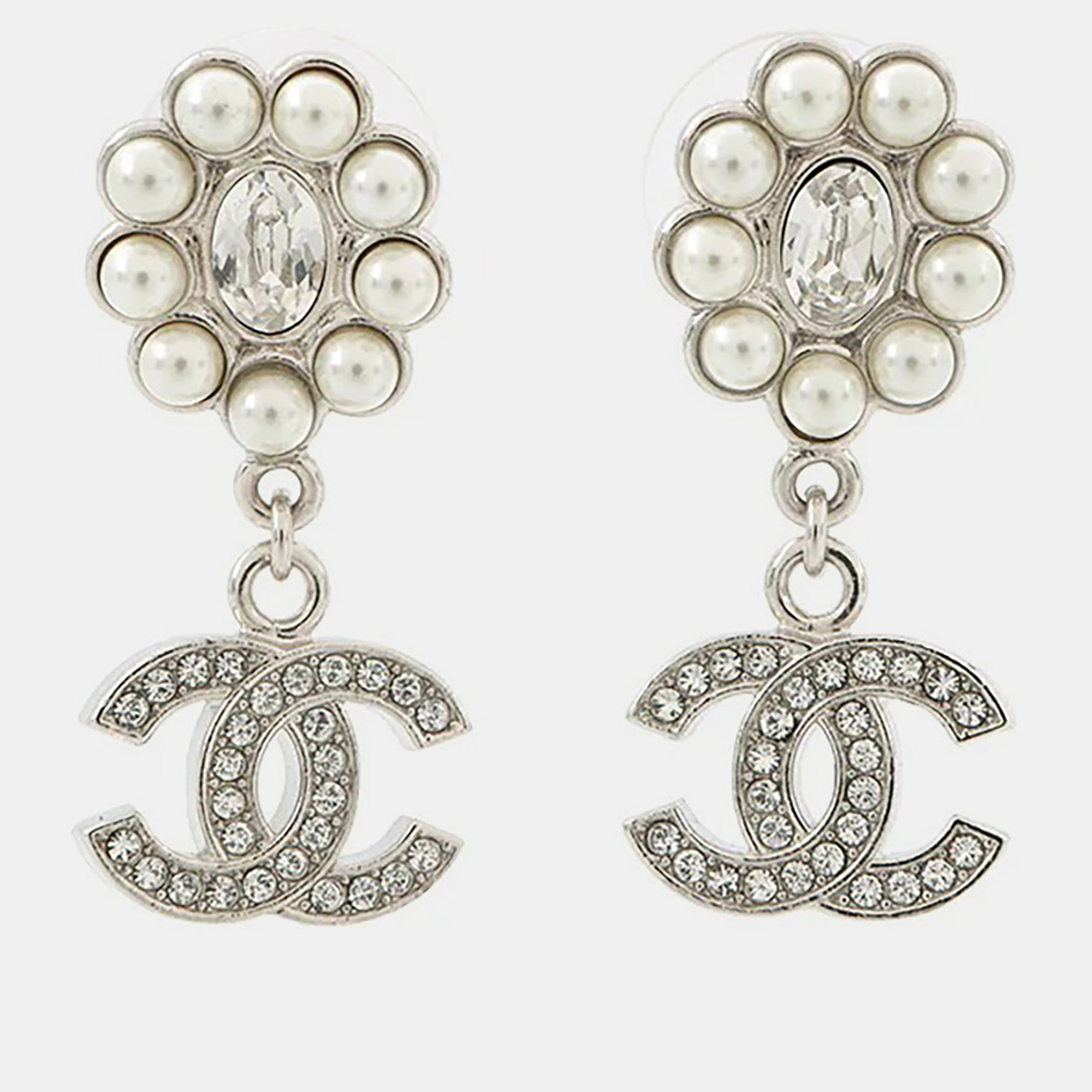 

Chanel CC Logo Pearl Earrings Silver Metal Rhinestone Faux Pearl