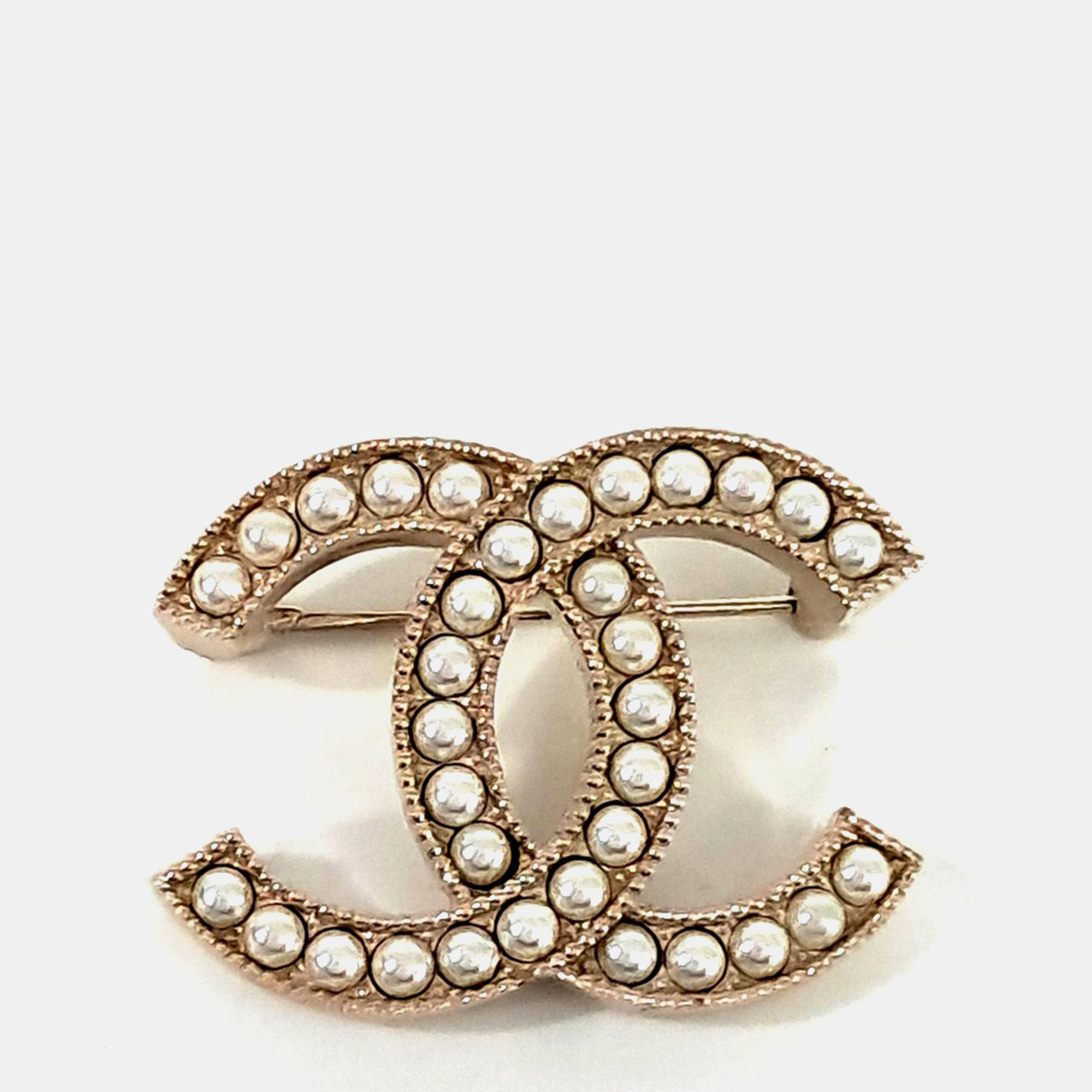 

Chanel CC Logo Gold Pearl Brooch