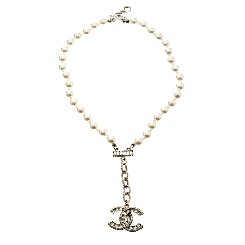 Pre Owned Chanel CC Faux Pearl Crystal Gold Tone Bracelet 