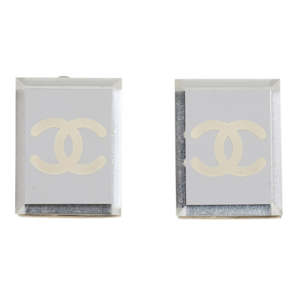 مملوكة مسبقًا Chanel CC Rectangular Mirror Stud Earrings