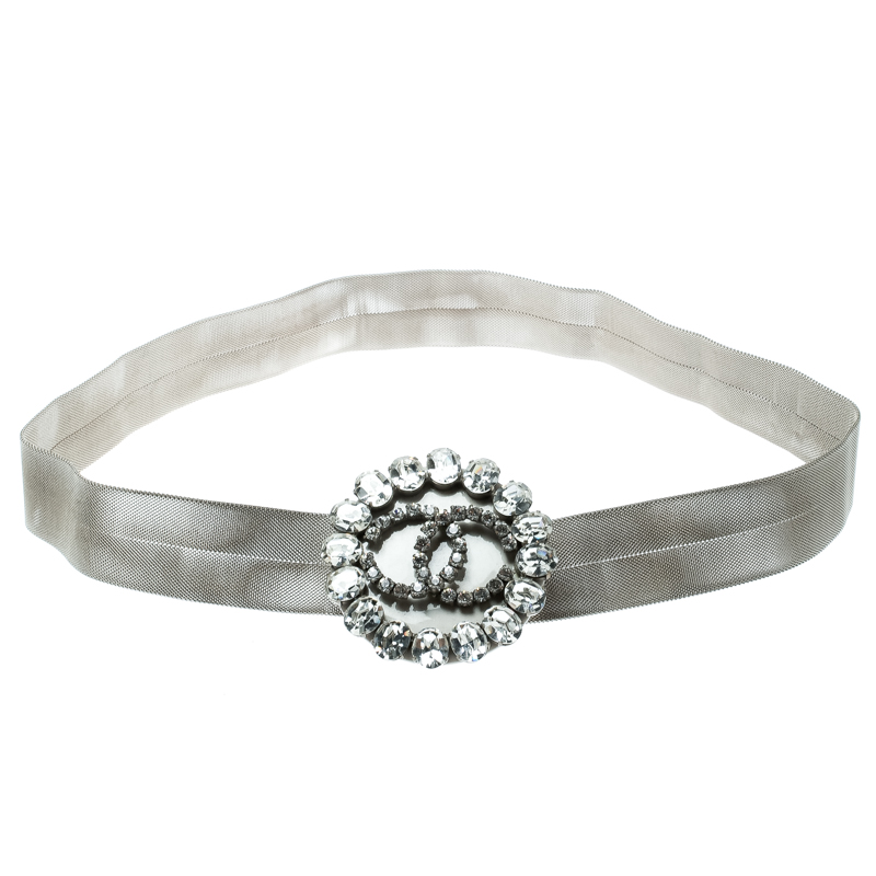 مملوكة مسبقًا Chanel CC Crystal Embellished Silver Tone Mesh Belt