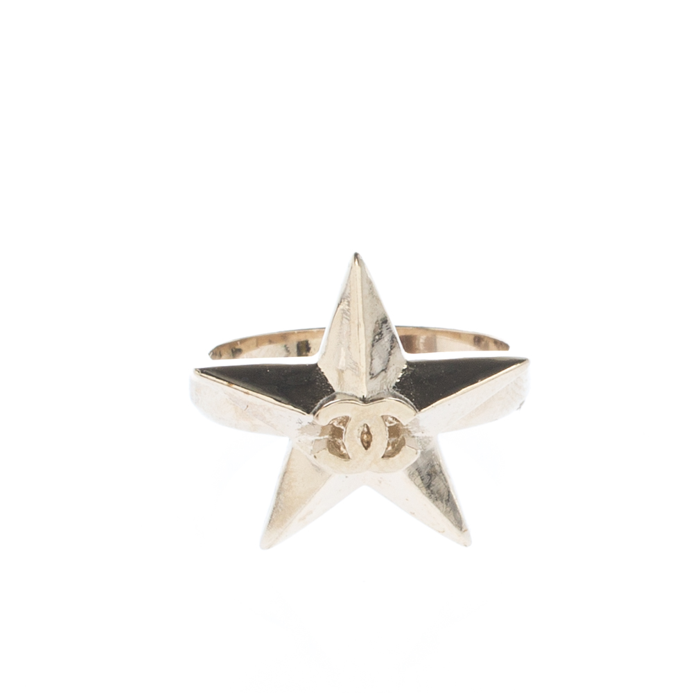 

Chanel CC Star Gold Tone Ring Size
