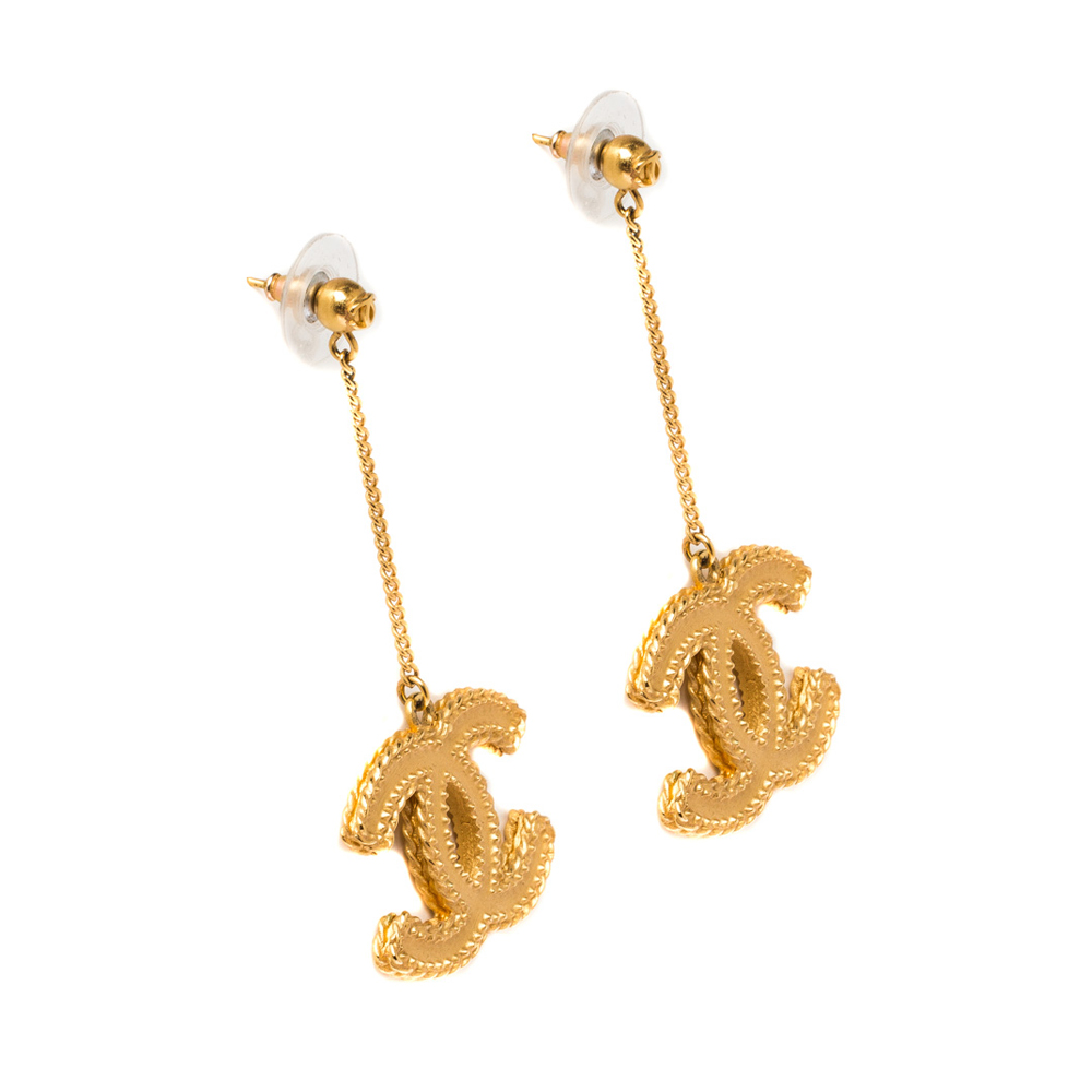 

Chanel CC Textured Gold Tone Long Drop Earrings