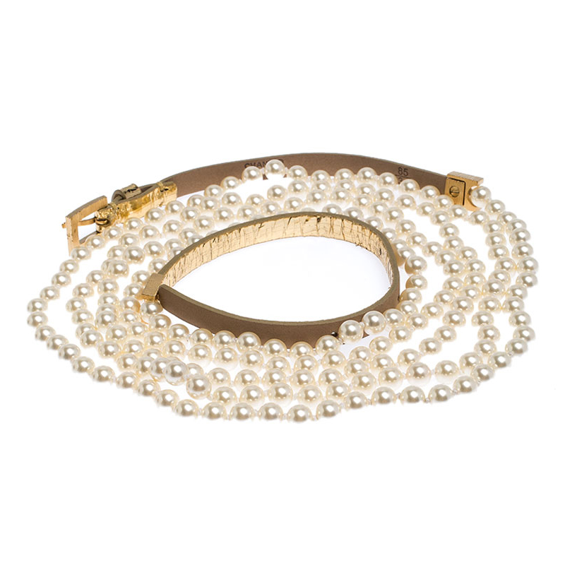 

Chanel Gold Tone Leather and Faux Pearl Belt
