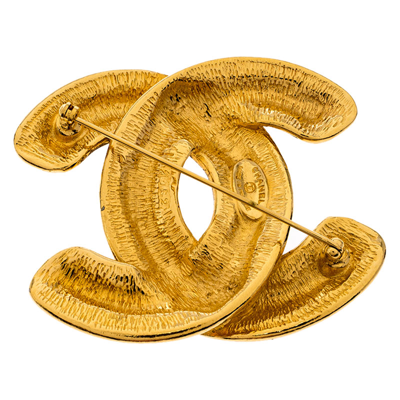 

Chanel Vintage CC Logo Quilted Gold Tone Brooch