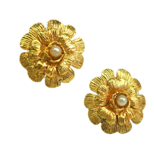 Pre Owned Chanel Flower Gold Plated Clip Earrings
