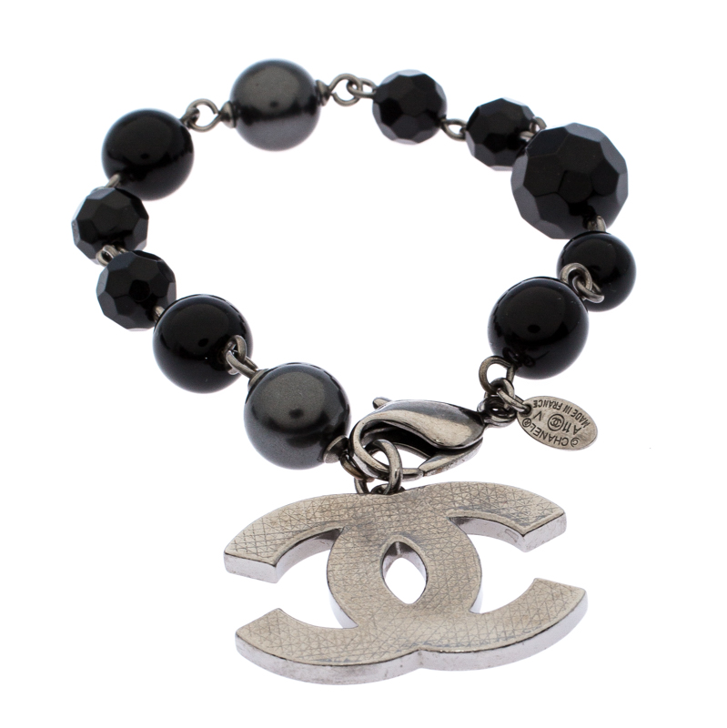 

Chanel CC Black Beads Faux Pearl Silver Tone Charm Bracelet