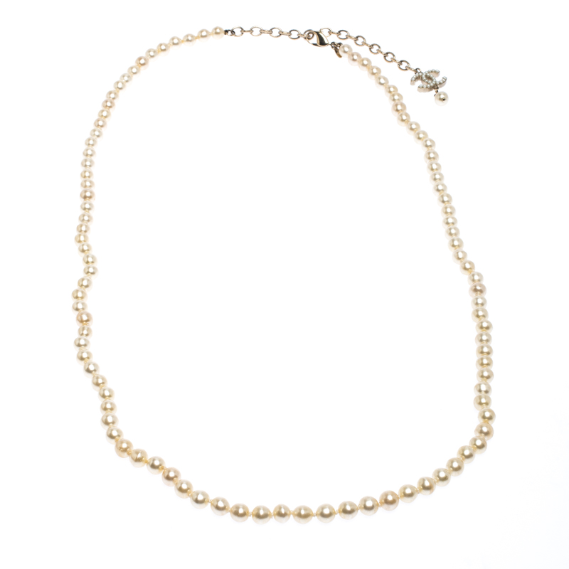 

Chanel CC Faux Pearl Gold Tone Necklace / Belt