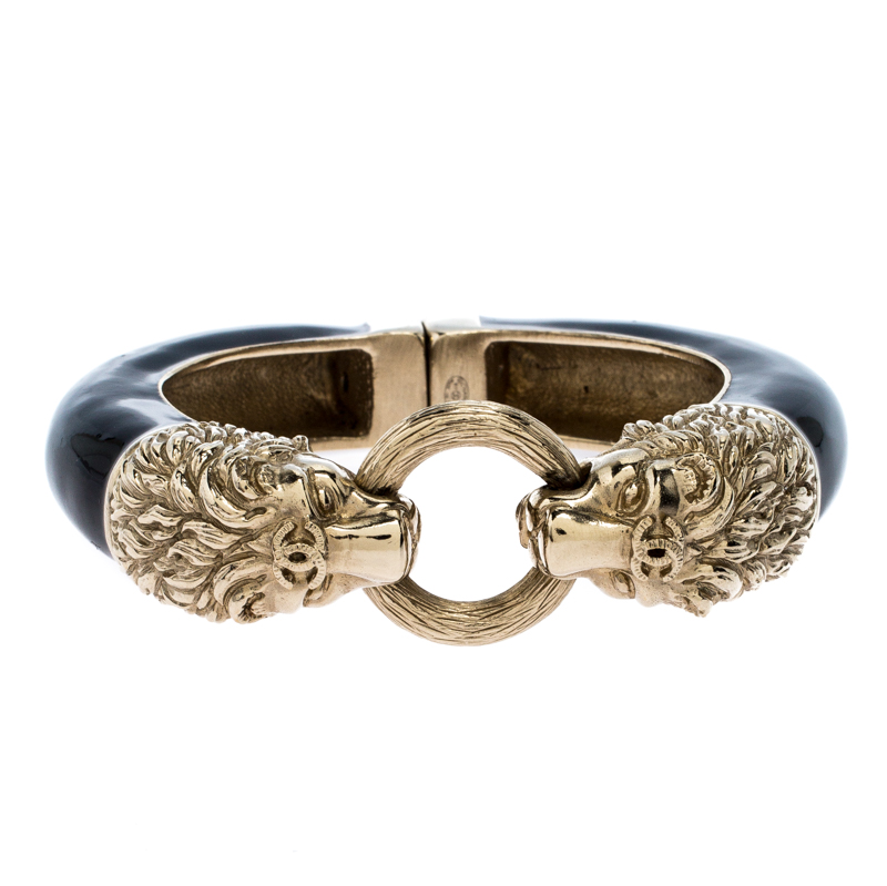Pre Owned Chanel Black Enamel Double Lion Head Gold Tone Magnetic Cuff Bracelet
