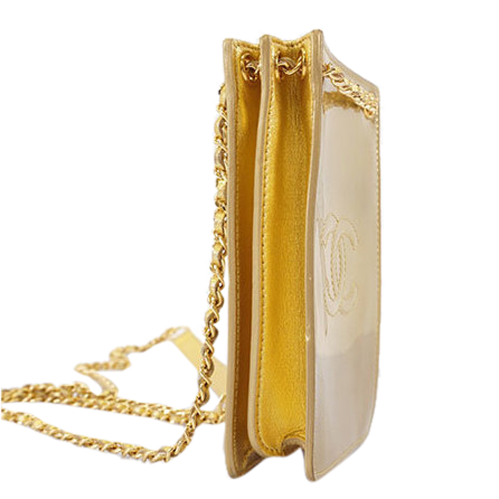 

Chanel Gold Leather Chain Pochette Shoulder Bag