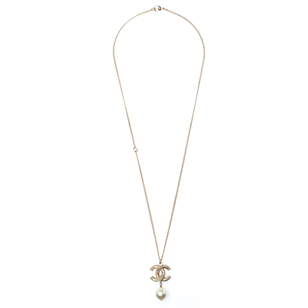 

Chanel Gold Tone Chain & Faux Pearl CC Drop Necklace