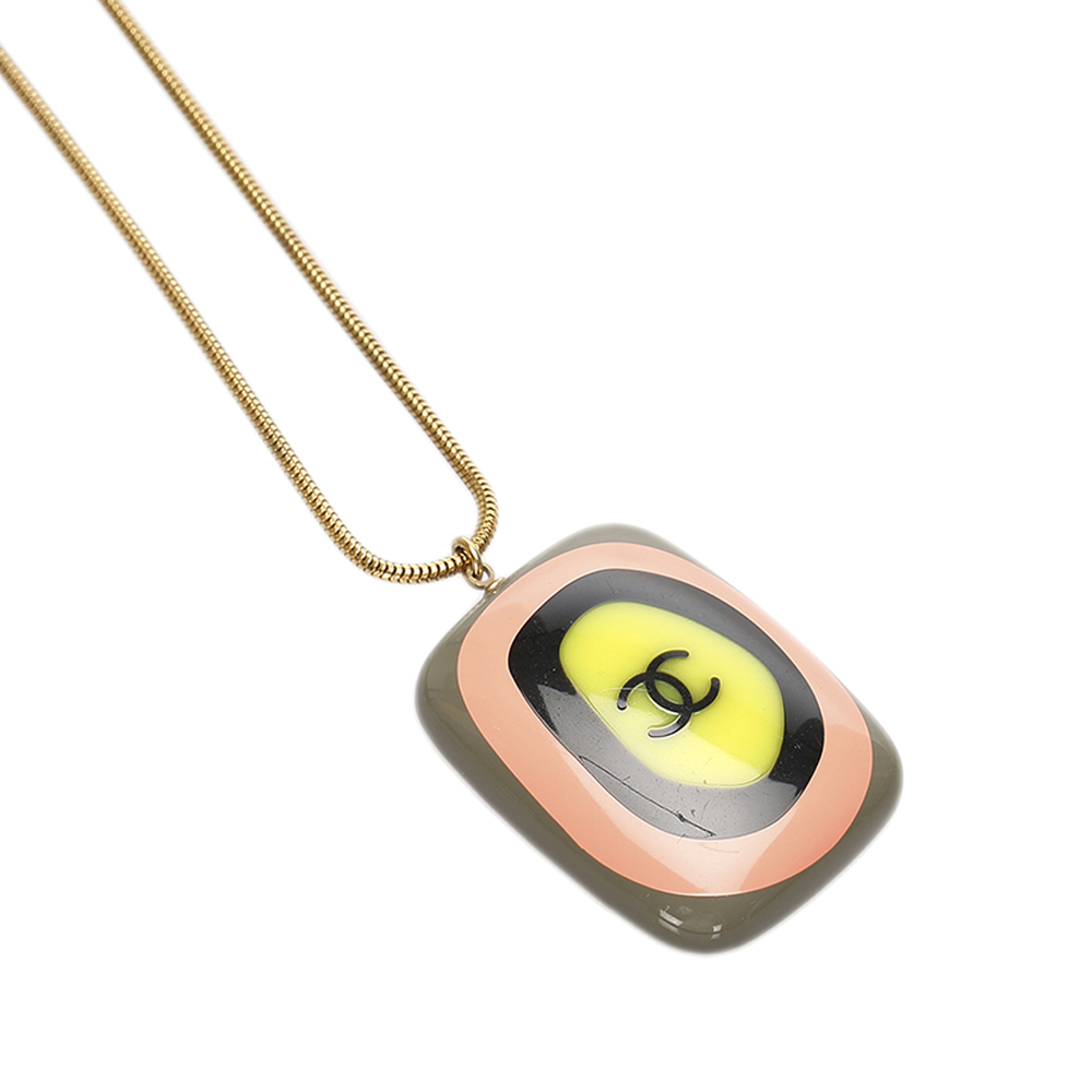 

Chanel CC Gold Tone Metal And Plastic Pendant Necklace