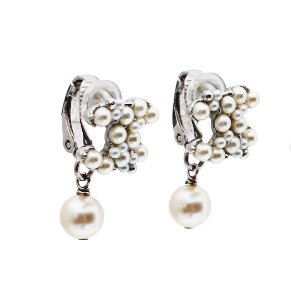 

Chanel CC Faux Pearl Silver Tone Clip on Drop Earrings