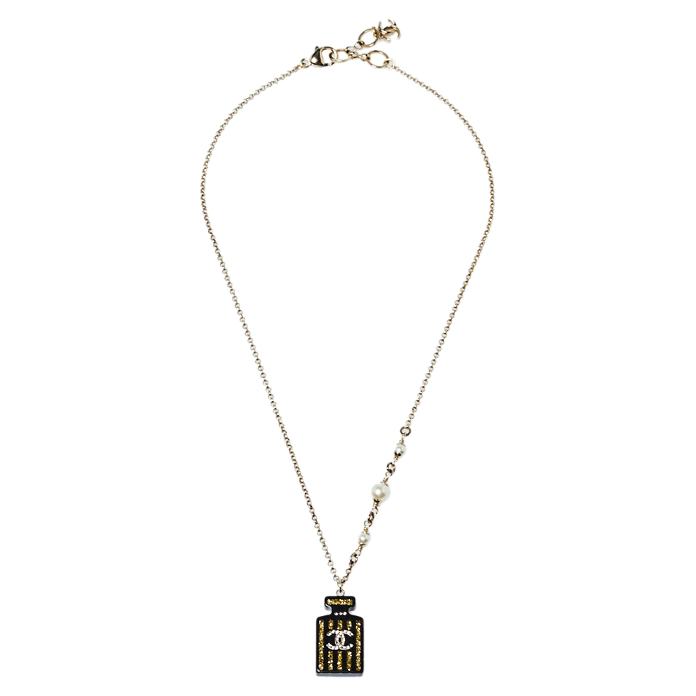 

Chanel Black Resin Perfume Bottle Gold Tone Pendant Necklace