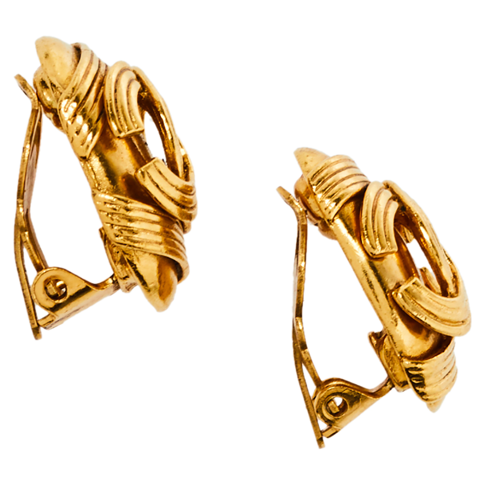 

Chanel Vintage CC Gold Tone Oval Clip-On Earrings