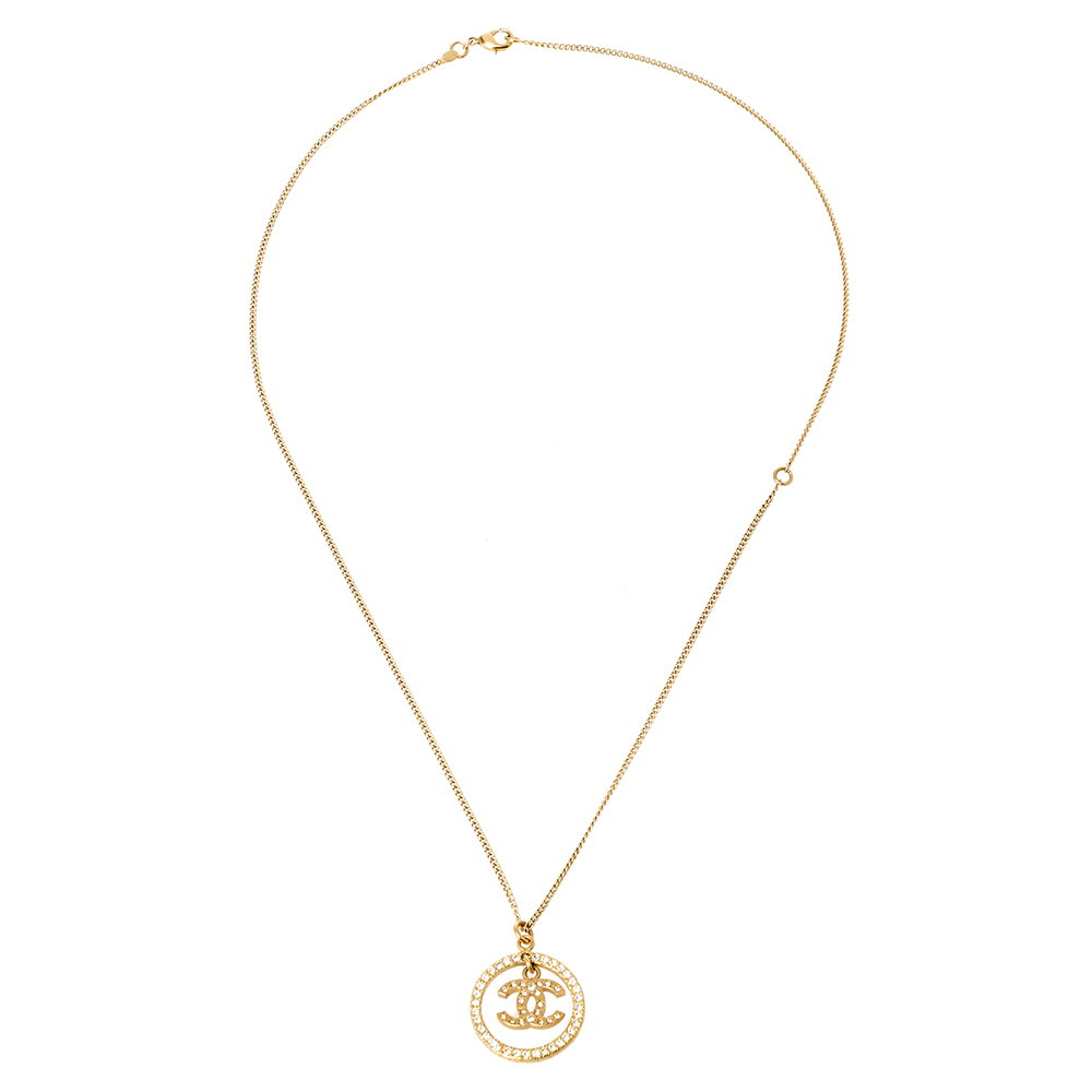 

Chanel Gold Tone Crystal CC Circle Pendant Necklace