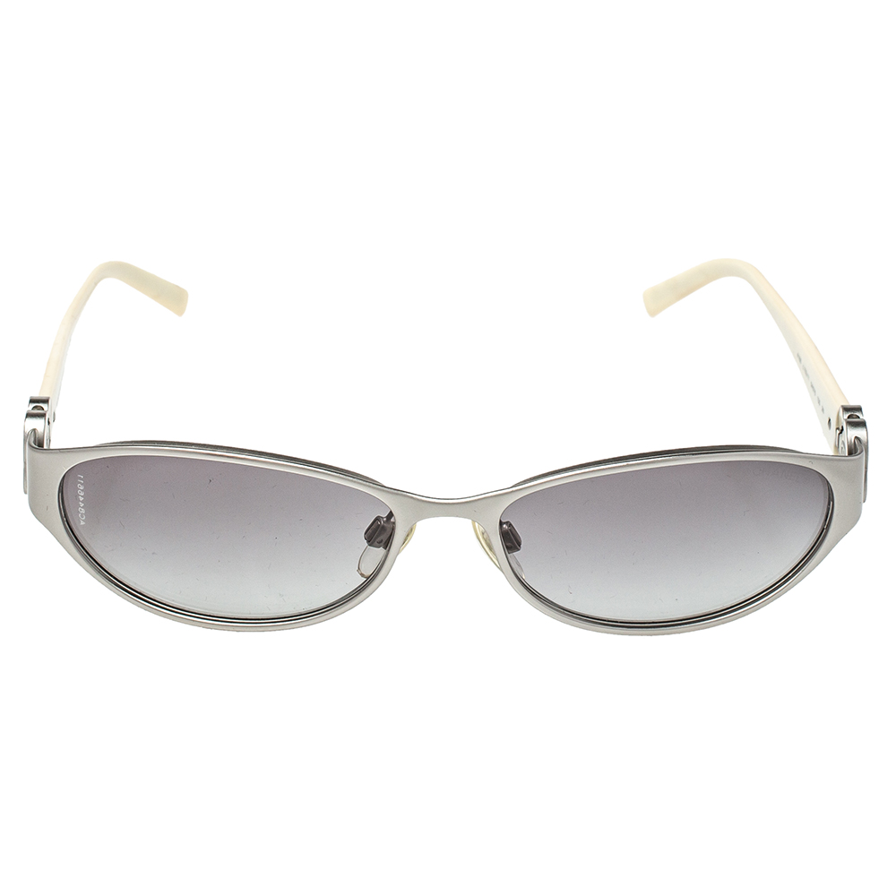 

Chanel Silver/Grey 4166 Camellia Rectangle Sunglasses